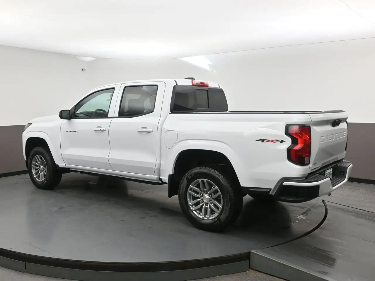 Chevrolet Colorado снимка Chevrolet Colorado
