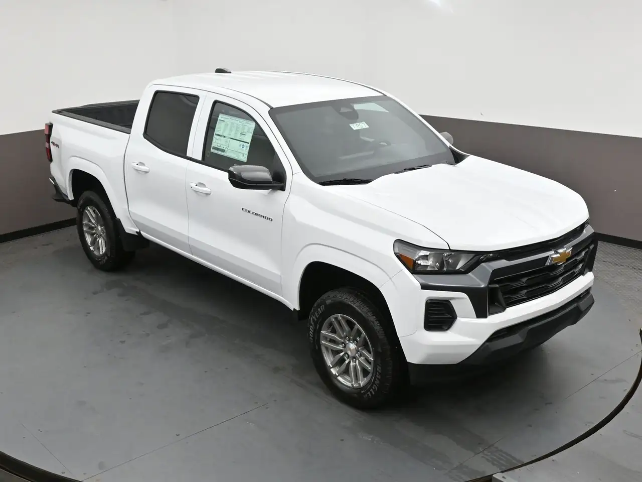 Chevrolet Colorado снимка Chevrolet Colorado