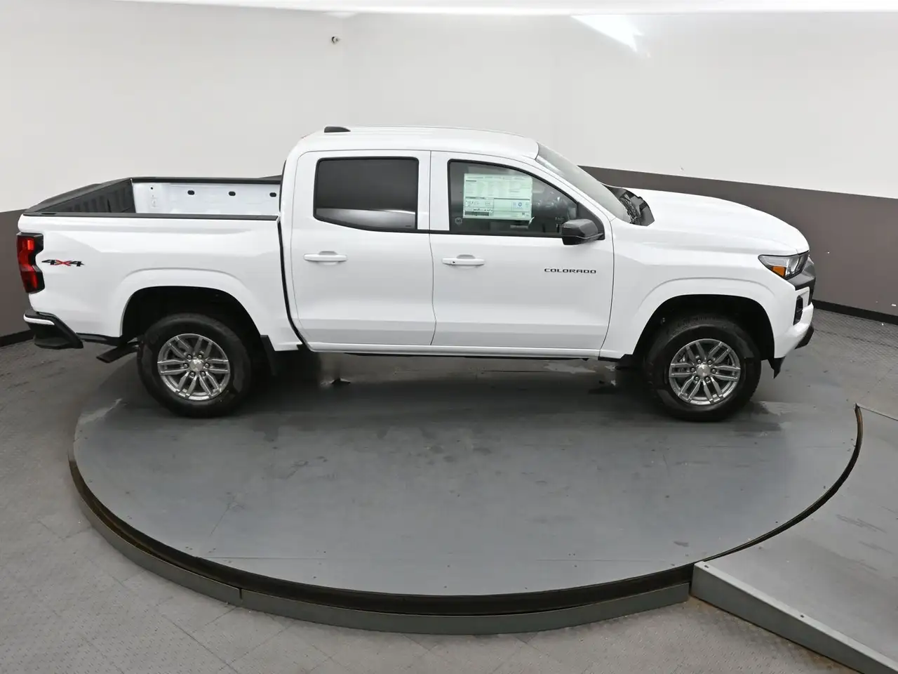 Chevrolet Colorado снимка Chevrolet Colorado