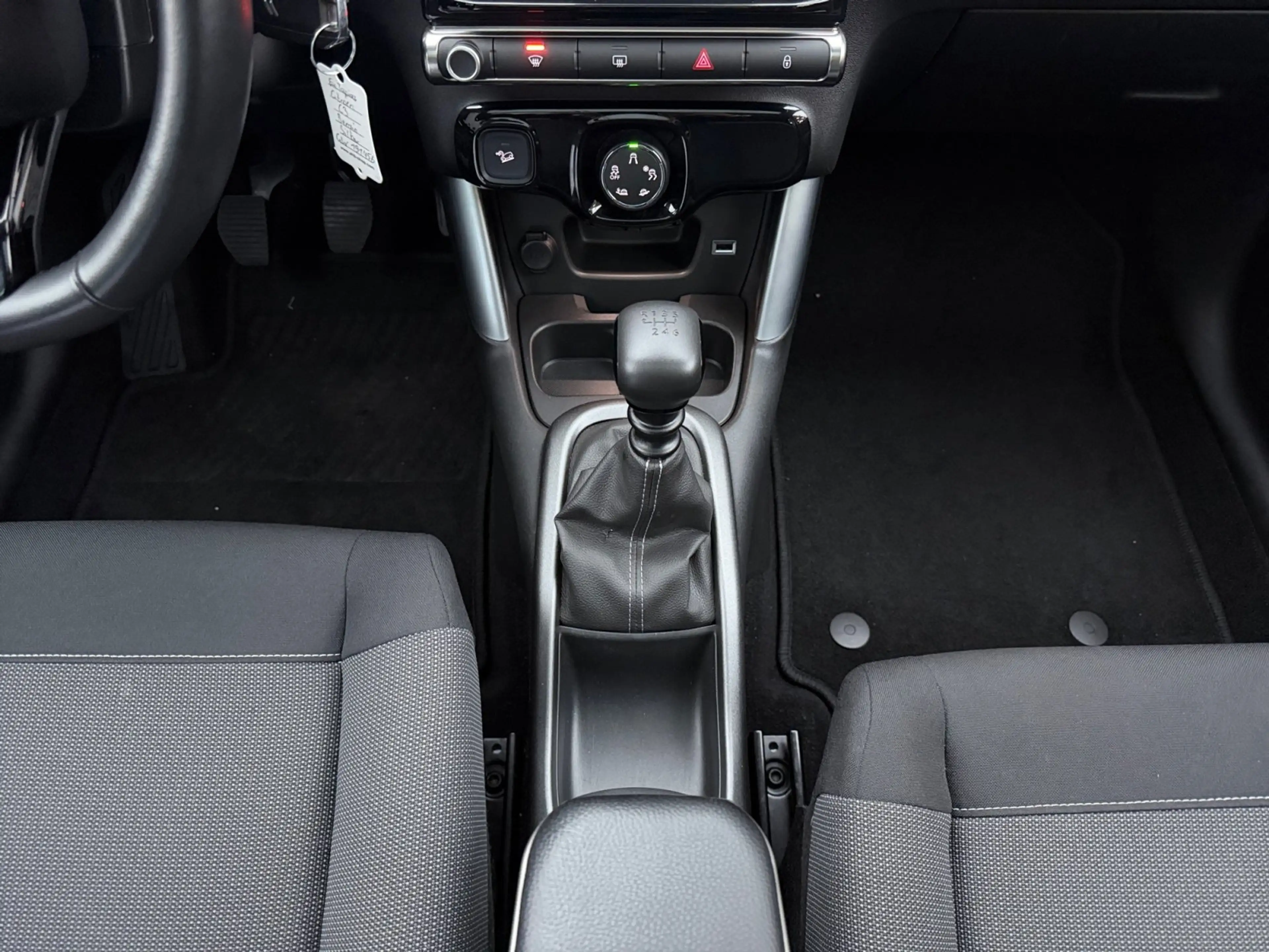 Citroen C3 Aircross 1.2 PureTech Feel PANORAMA/PDC — photo 12