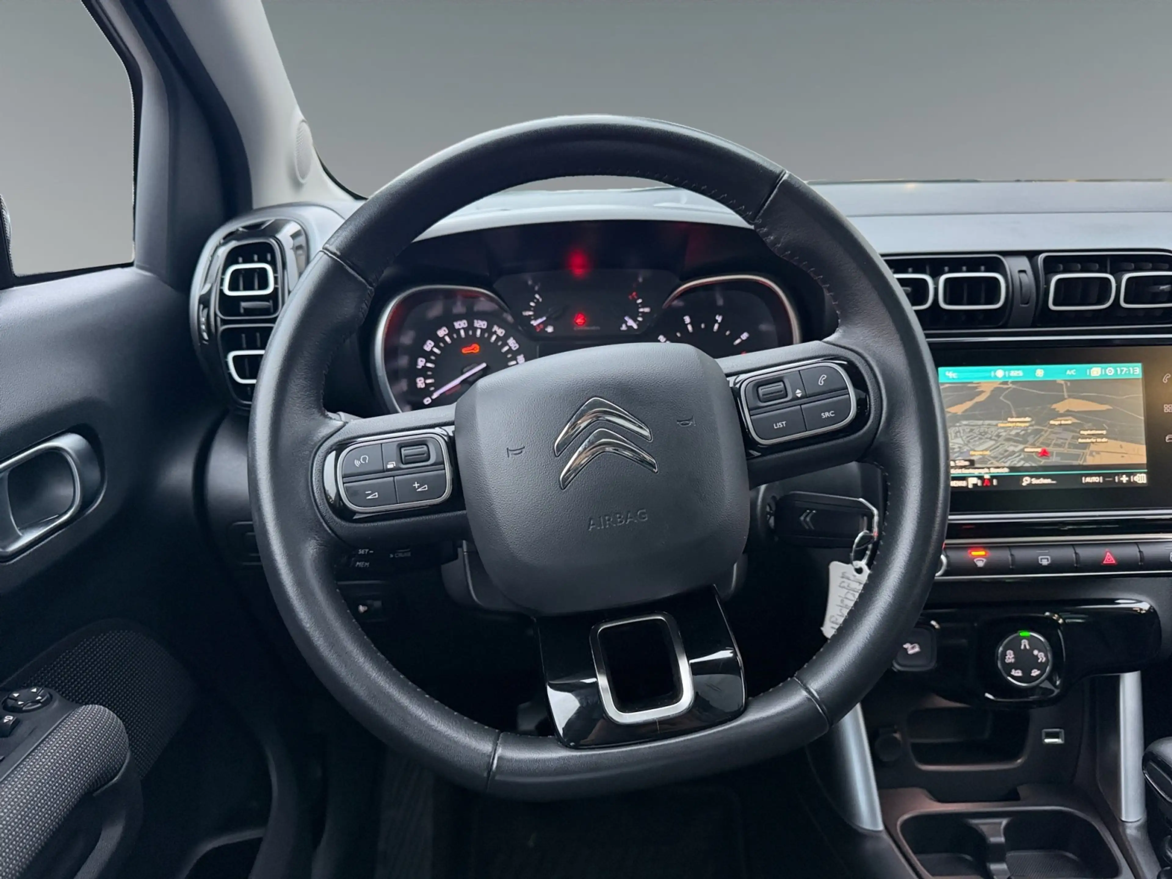 Citroen C3 Aircross 1.2 PureTech Feel PANORAMA/PDC — photo 13
