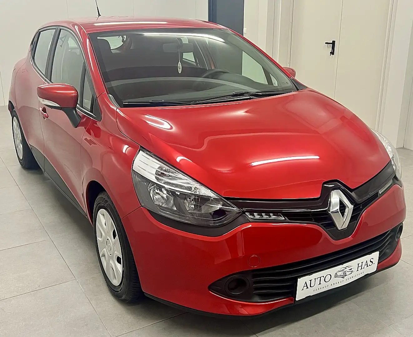 Renault Clio Tonic 1,2 16V 75 Euro 6 Rot - 1