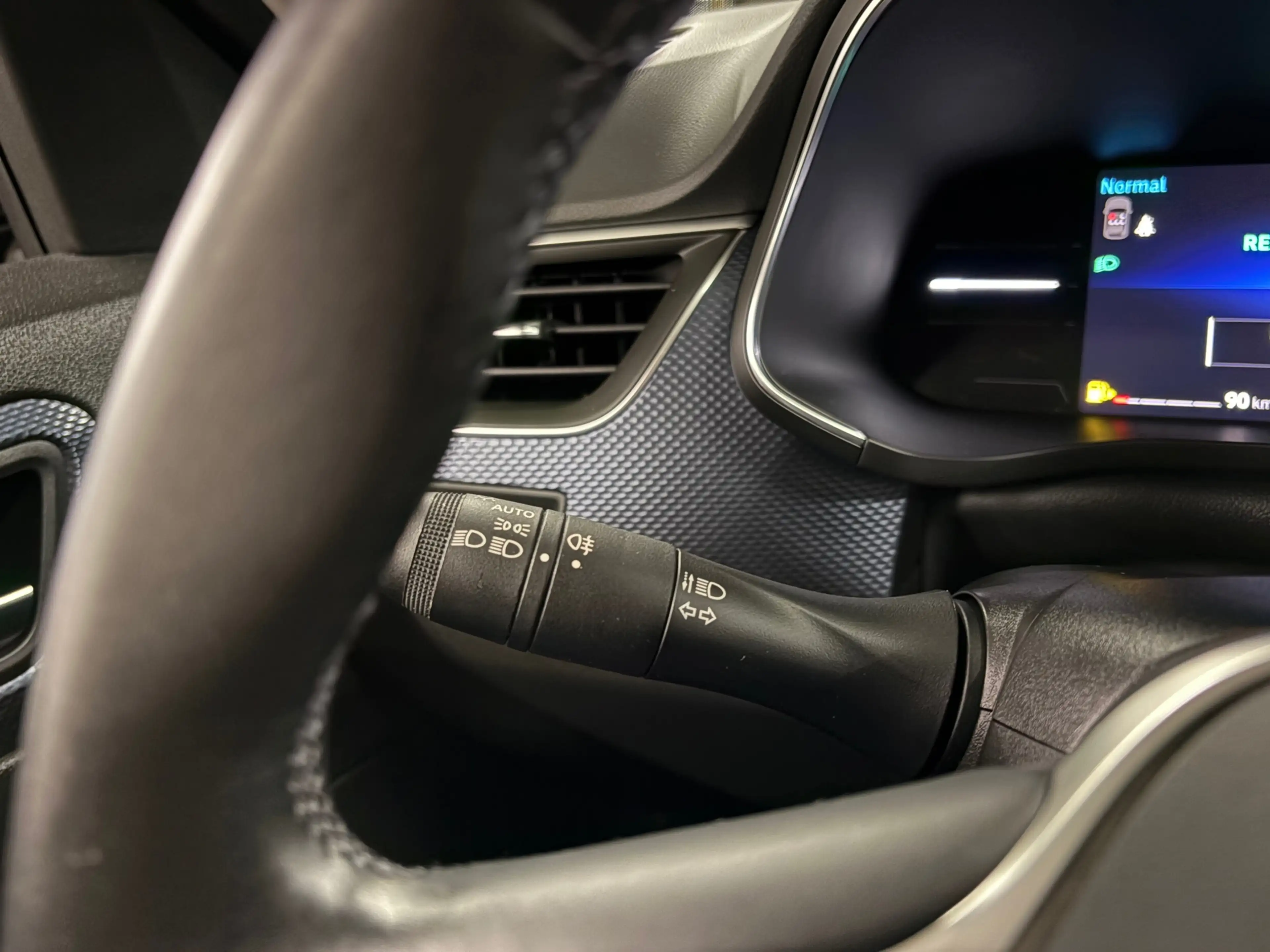 Renault Arkana 1.6 E-Tech full hybrid 145 evolution/ NL auto/ Eer — photo 15