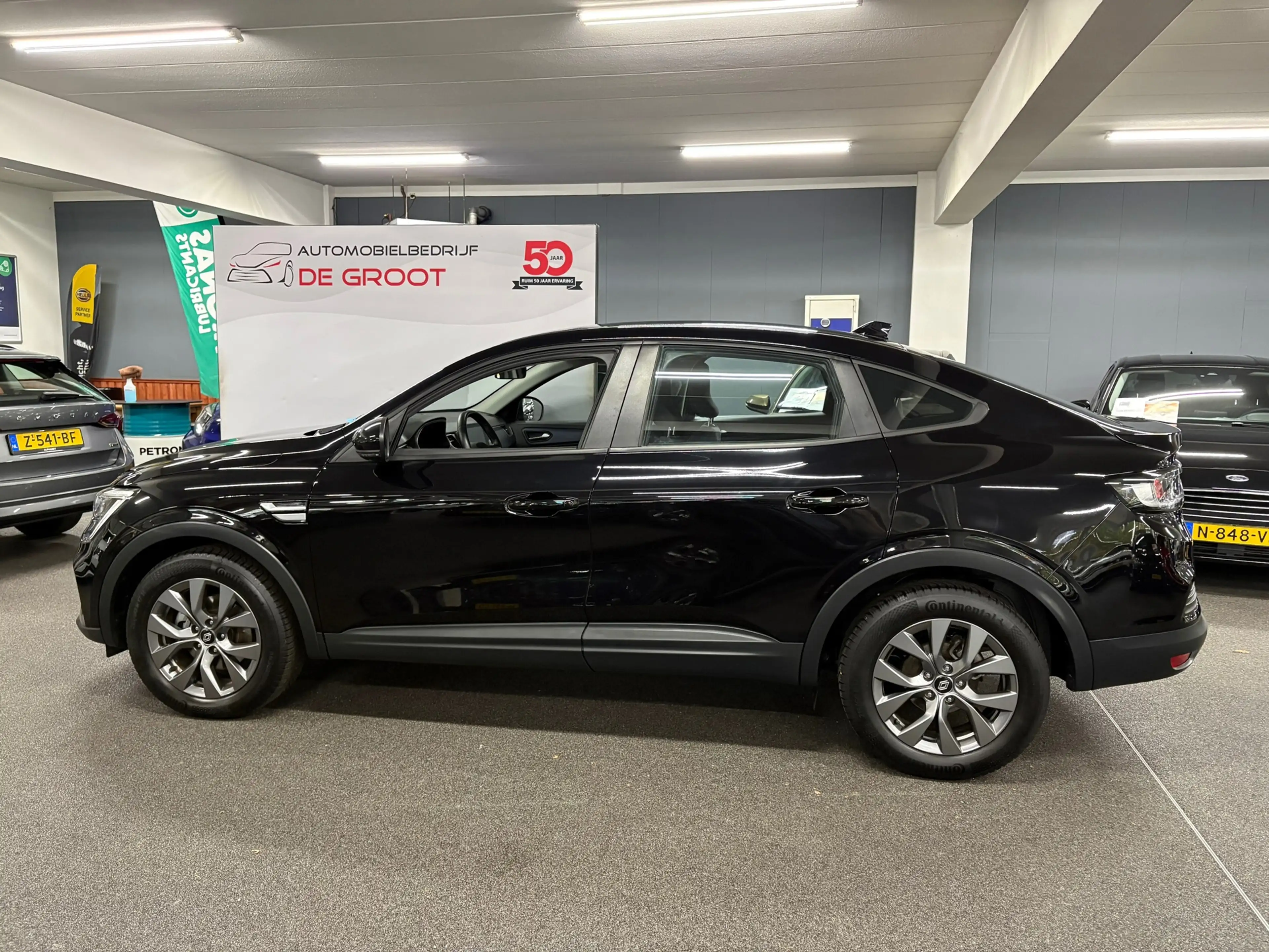 Renault Arkana 1.6 E-Tech full hybrid 145 evolution/ NL auto/ Eer — photo 2