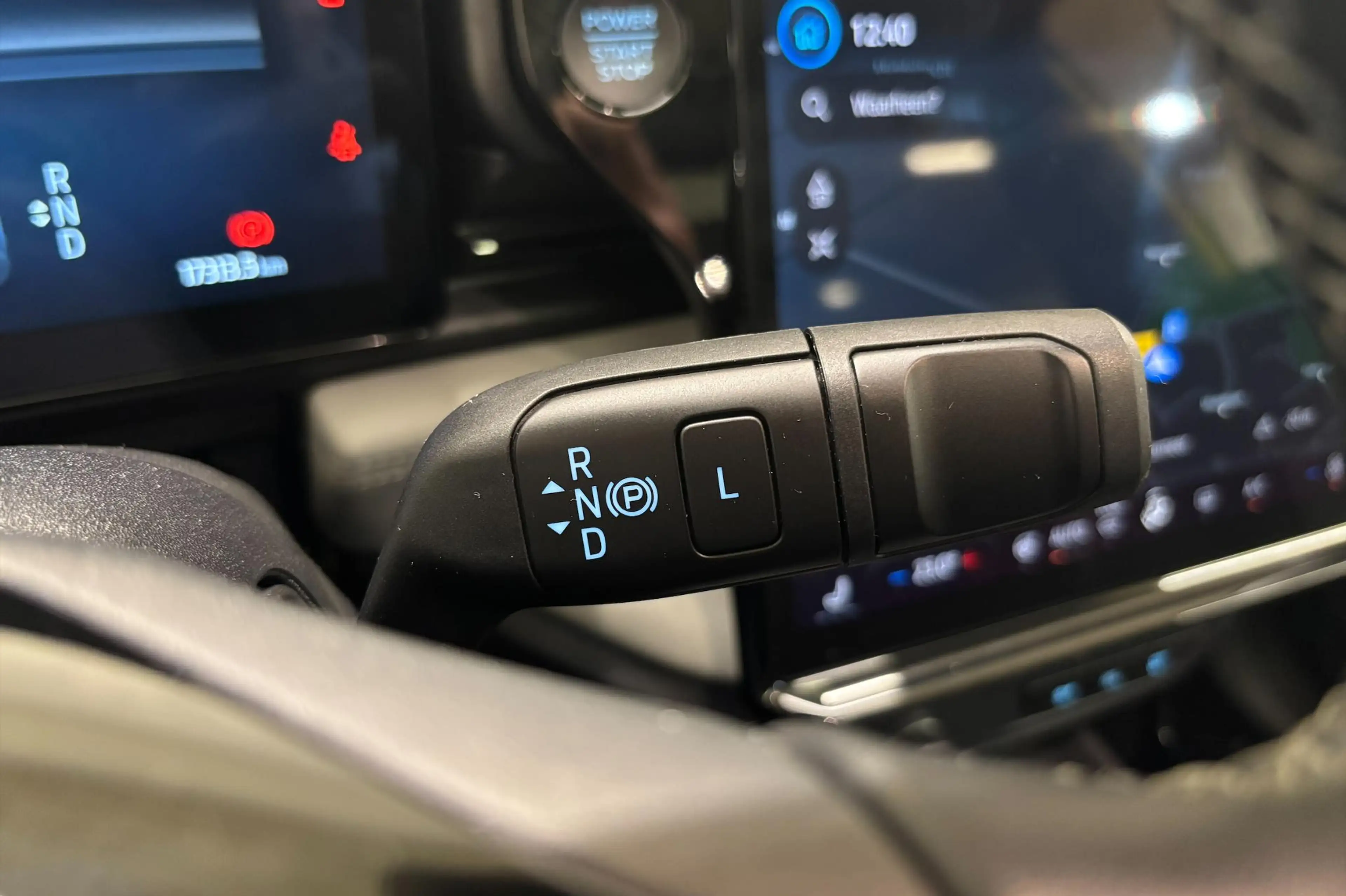 Ford Puma Gen-E Premium 44 kWh — photo 13
