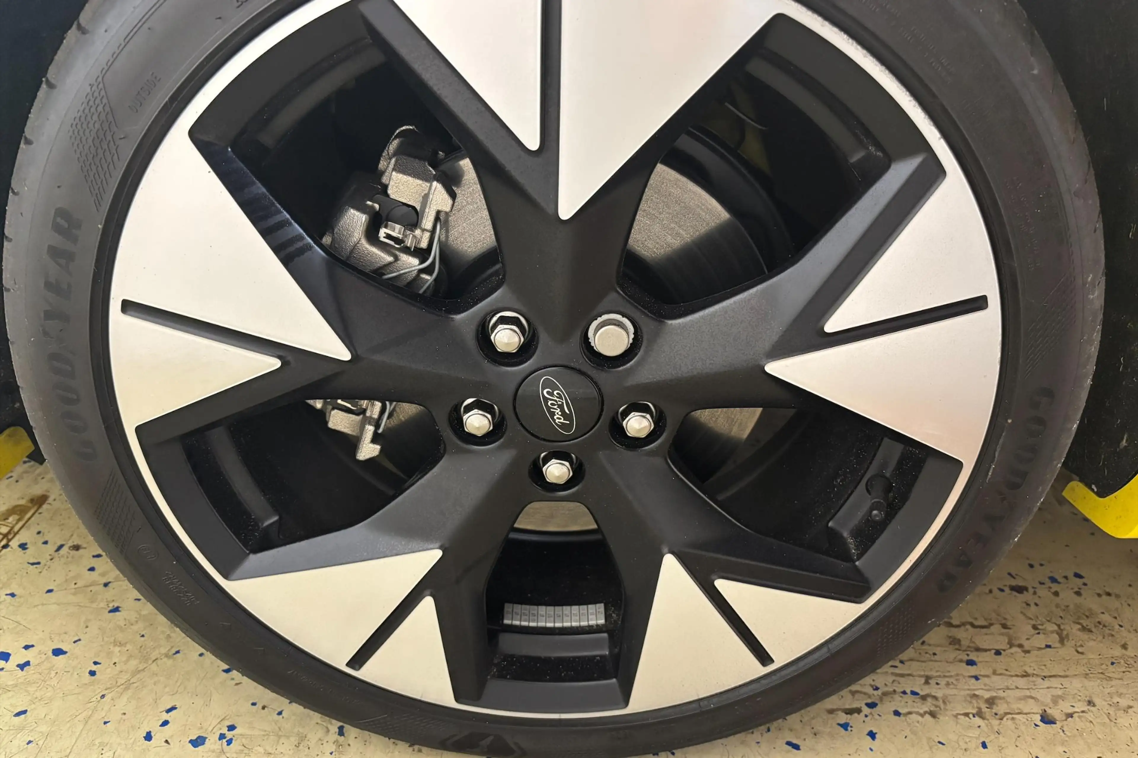 Ford Puma Gen-E Premium 44 kWh — photo 5
