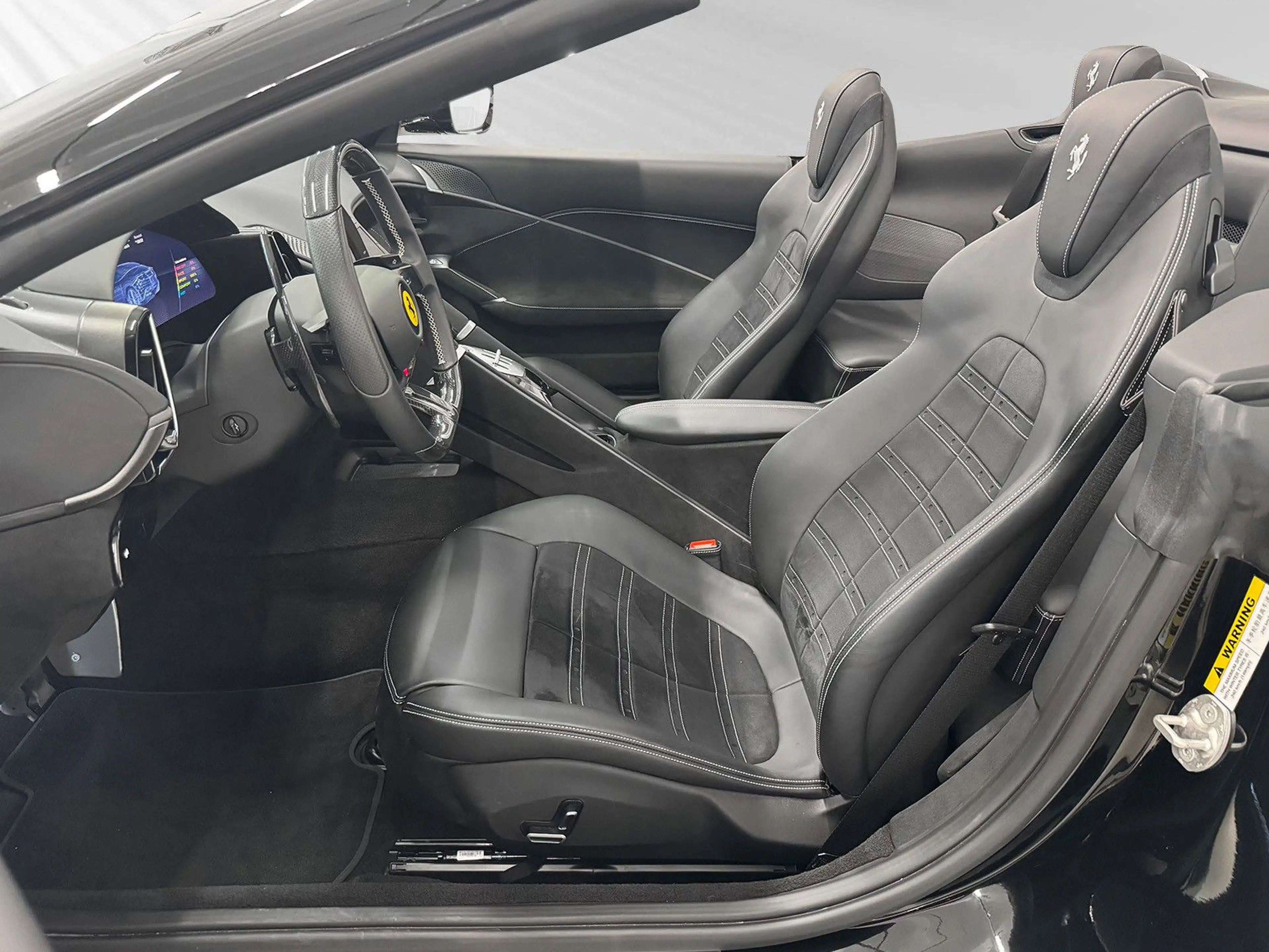 Ferrari Roma Spider/deutsch/Carbon/Daytona/Hifi — photo 8