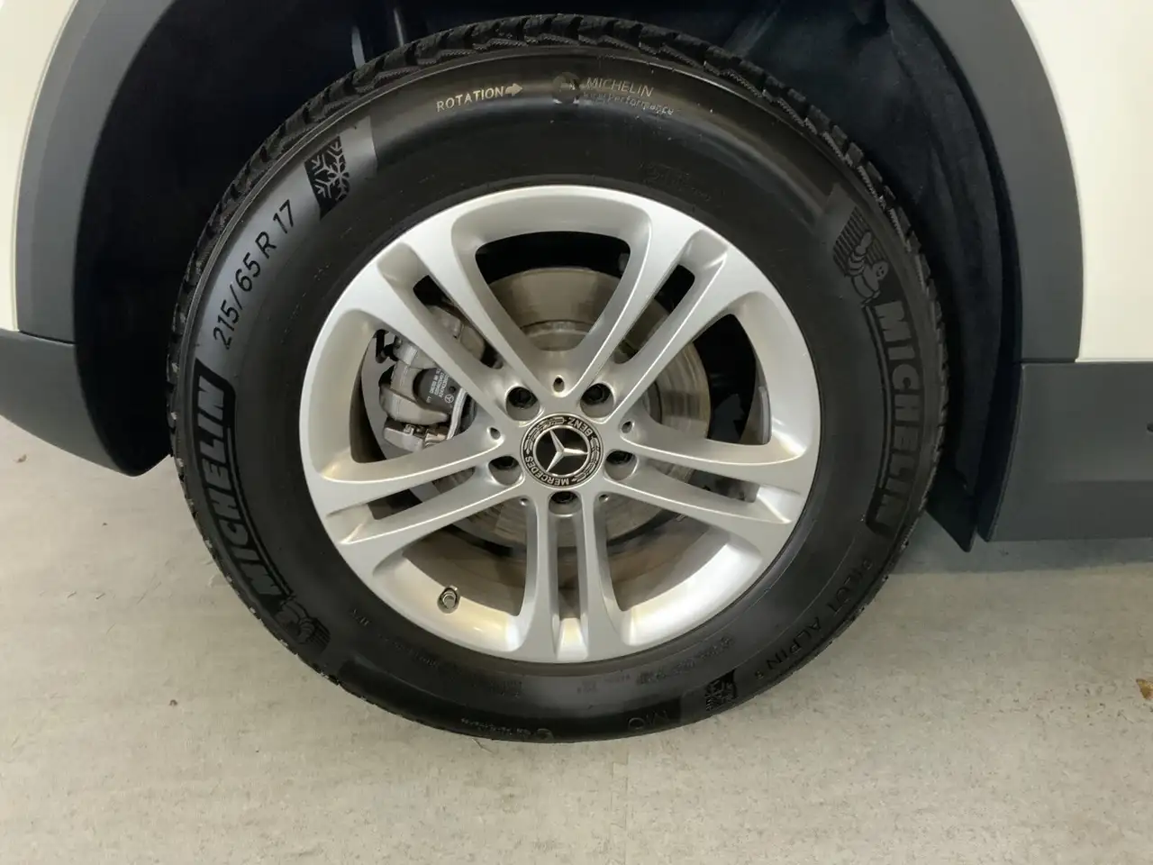 Mercedes-Benz GLA 180 GLA 180 Progressive Night AHK 360°Kam Totwinkel 8