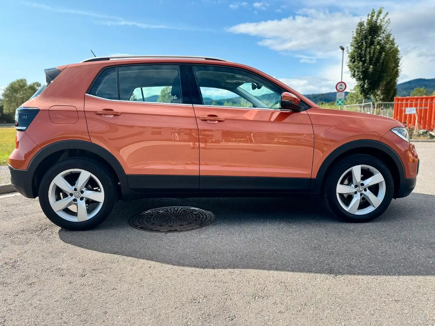 Volkswagen T-Cross 1.0TSI Style DSG Navi AHK Kamera ACC LED Orange - 2