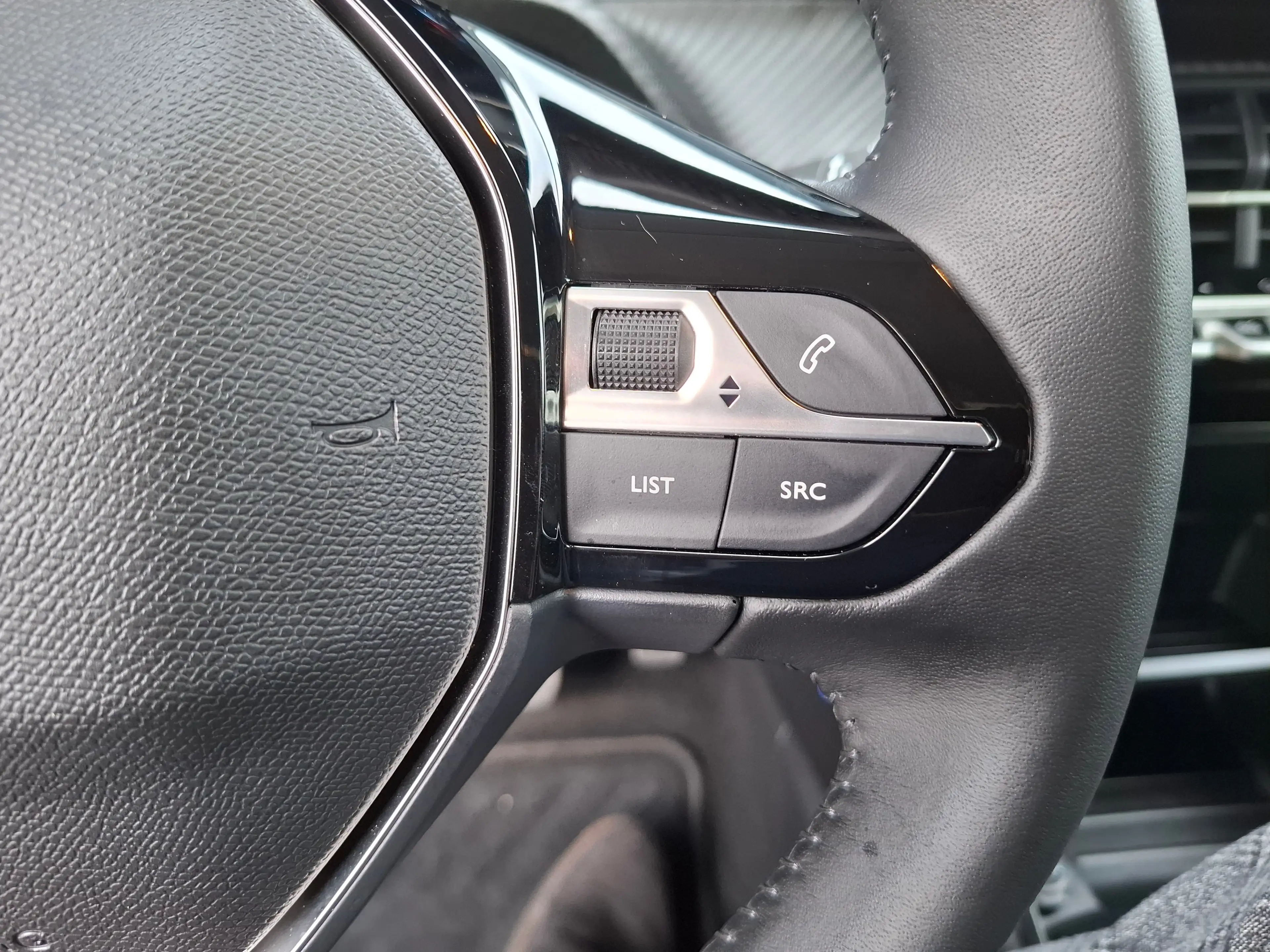 Peugeot 208 ALLURE Hybrid 110 e-DCS6 | 8 JAAR GARANTIE | CAMER — photo 11