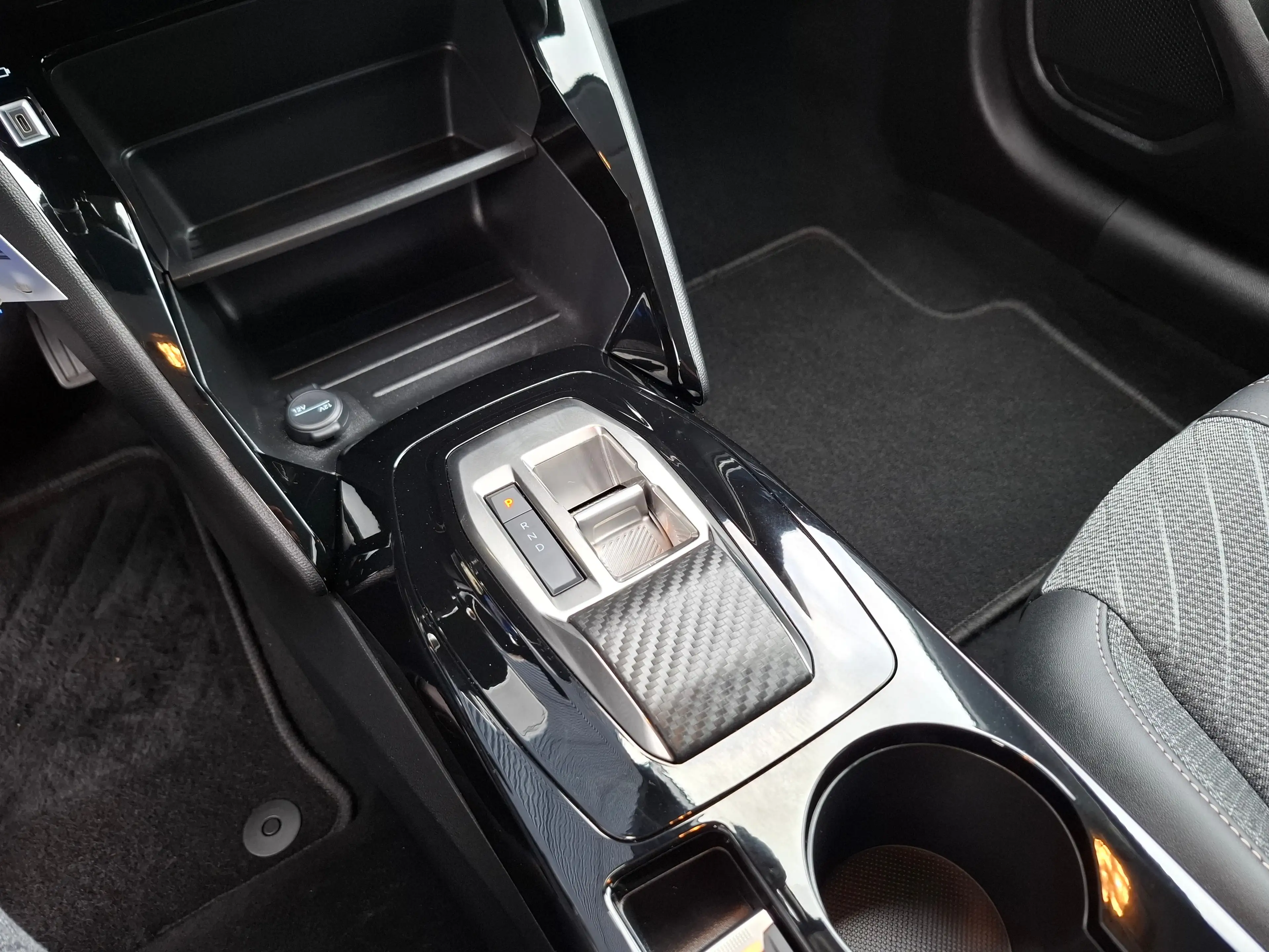 Peugeot 208 ALLURE Hybrid 110 e-DCS6 | 8 JAAR GARANTIE | CAMER — photo 19