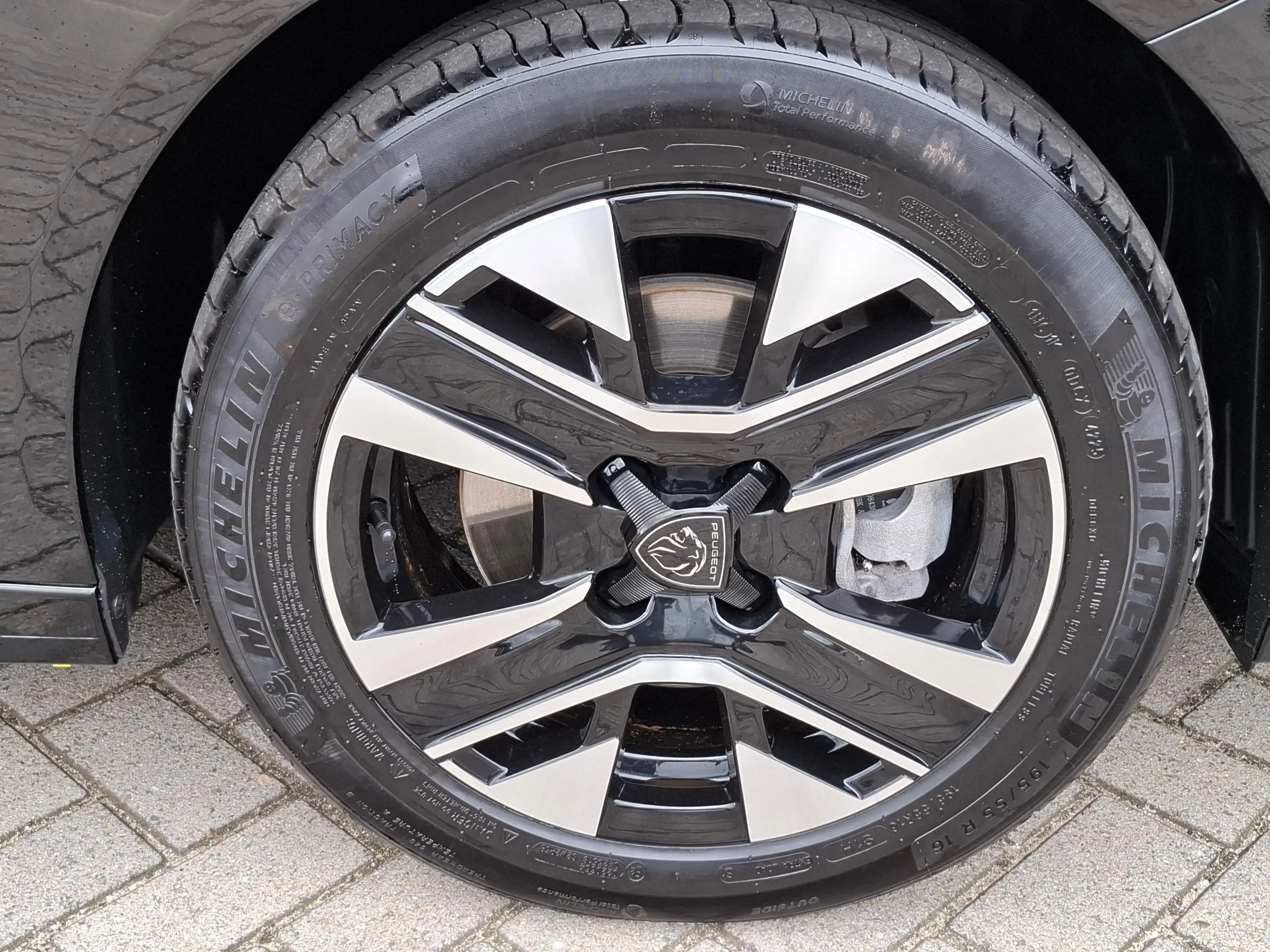 Peugeot 208 ALLURE Hybrid 110 e-DCS6 | 8 JAAR GARANTIE | CAMER — photo 23