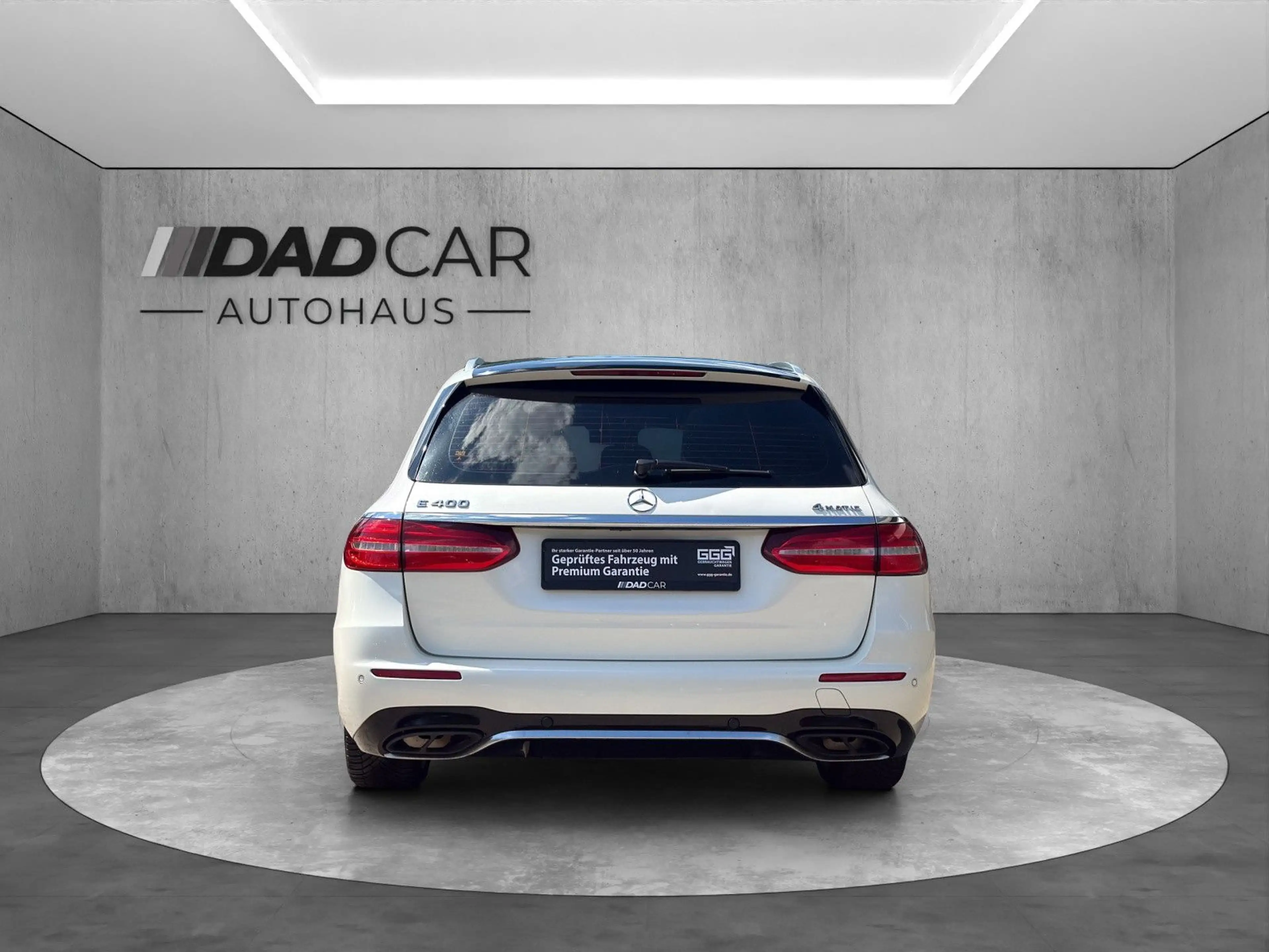 Mercedes-Benz E 400 4Matic AMG *MULTIBEAM*PANO*360°* — photo 4