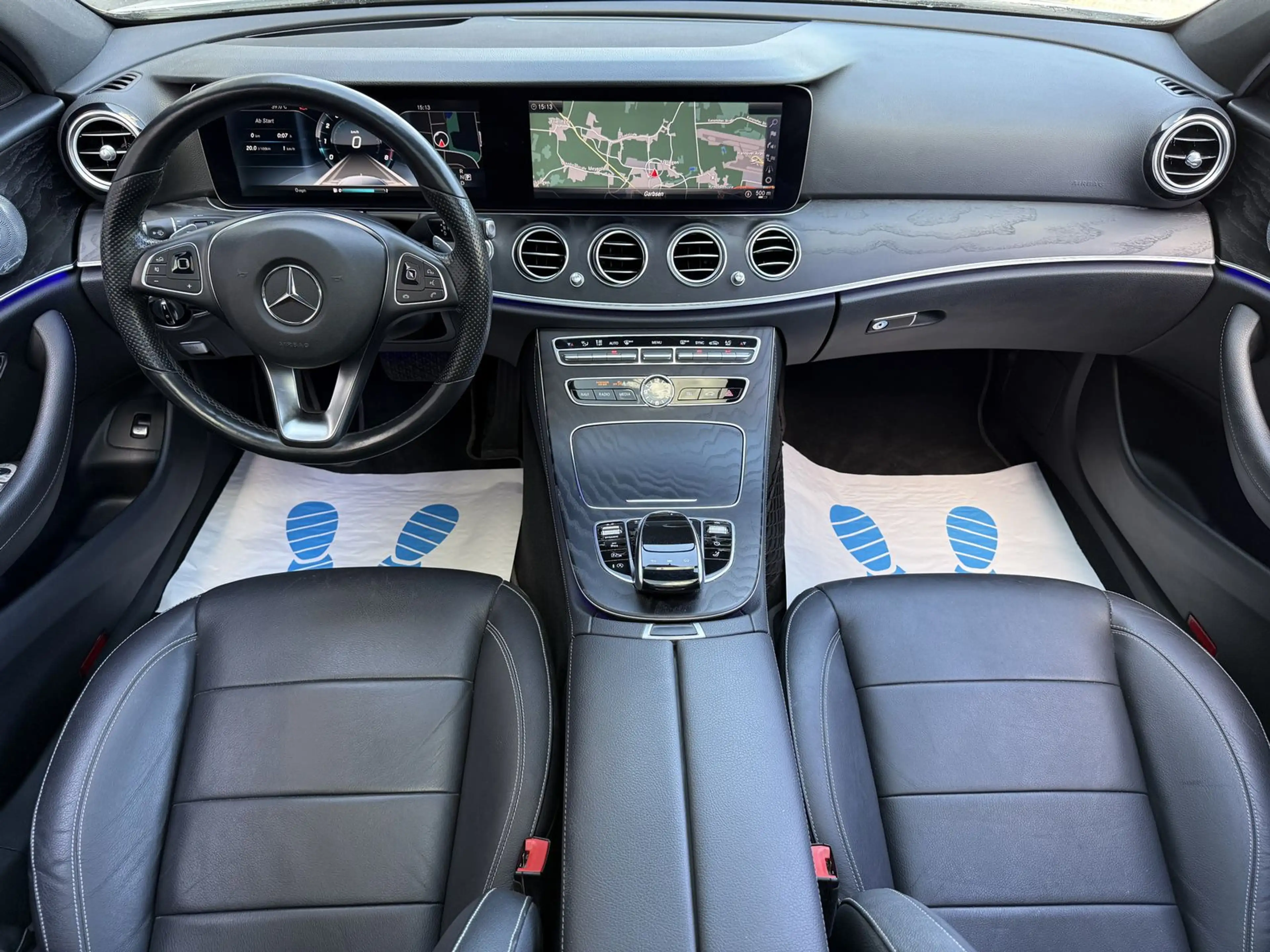 Mercedes-Benz E 400 4Matic AMG *MULTIBEAM*PANO*360°* — photo 6