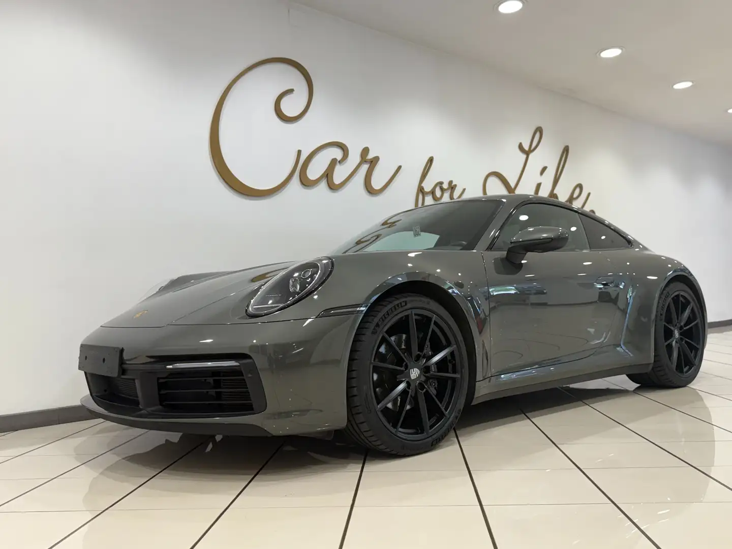 Porsche 911 Carrera 992 3.0 Coupè 385 CV IVA ESPOSTA Groen - 1
