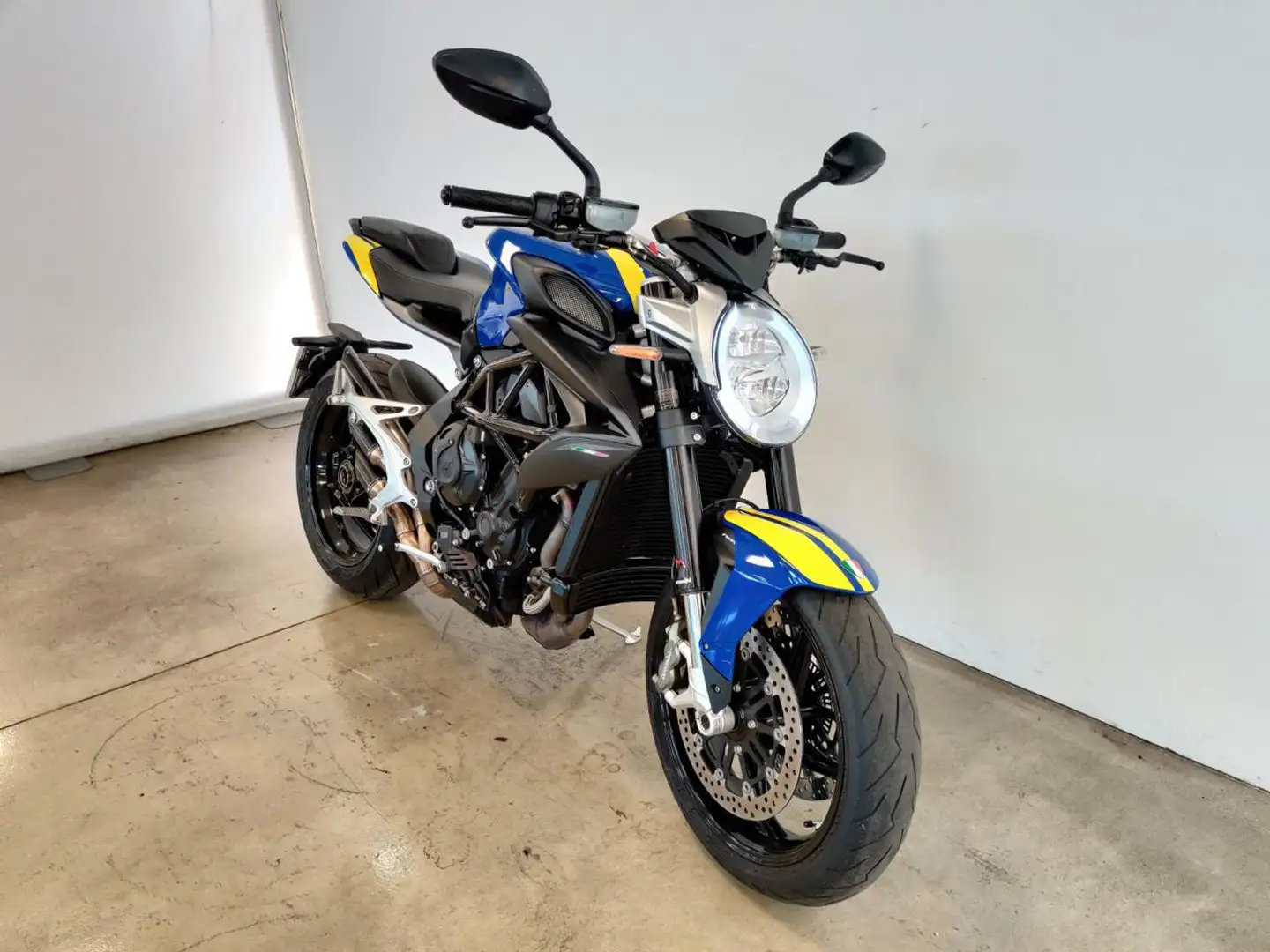 MV Agusta Brutale 800 EAS Blauw - 2