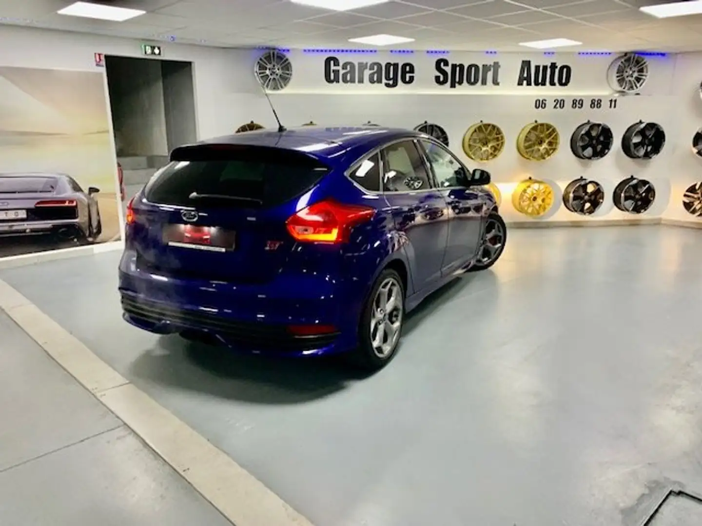 Ford Focus 2.0 EcoBoost 250 S Blue - 2