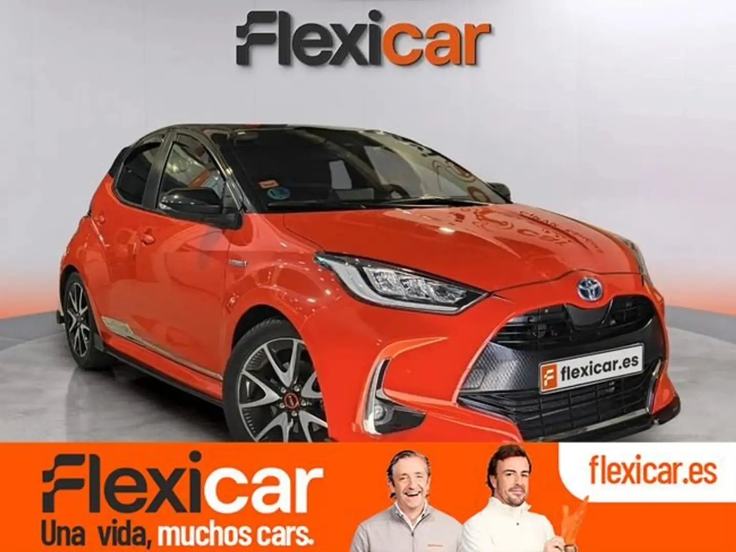 Toyota Yaris 120H 1.5 Style Premiere Edition Rouge - 1