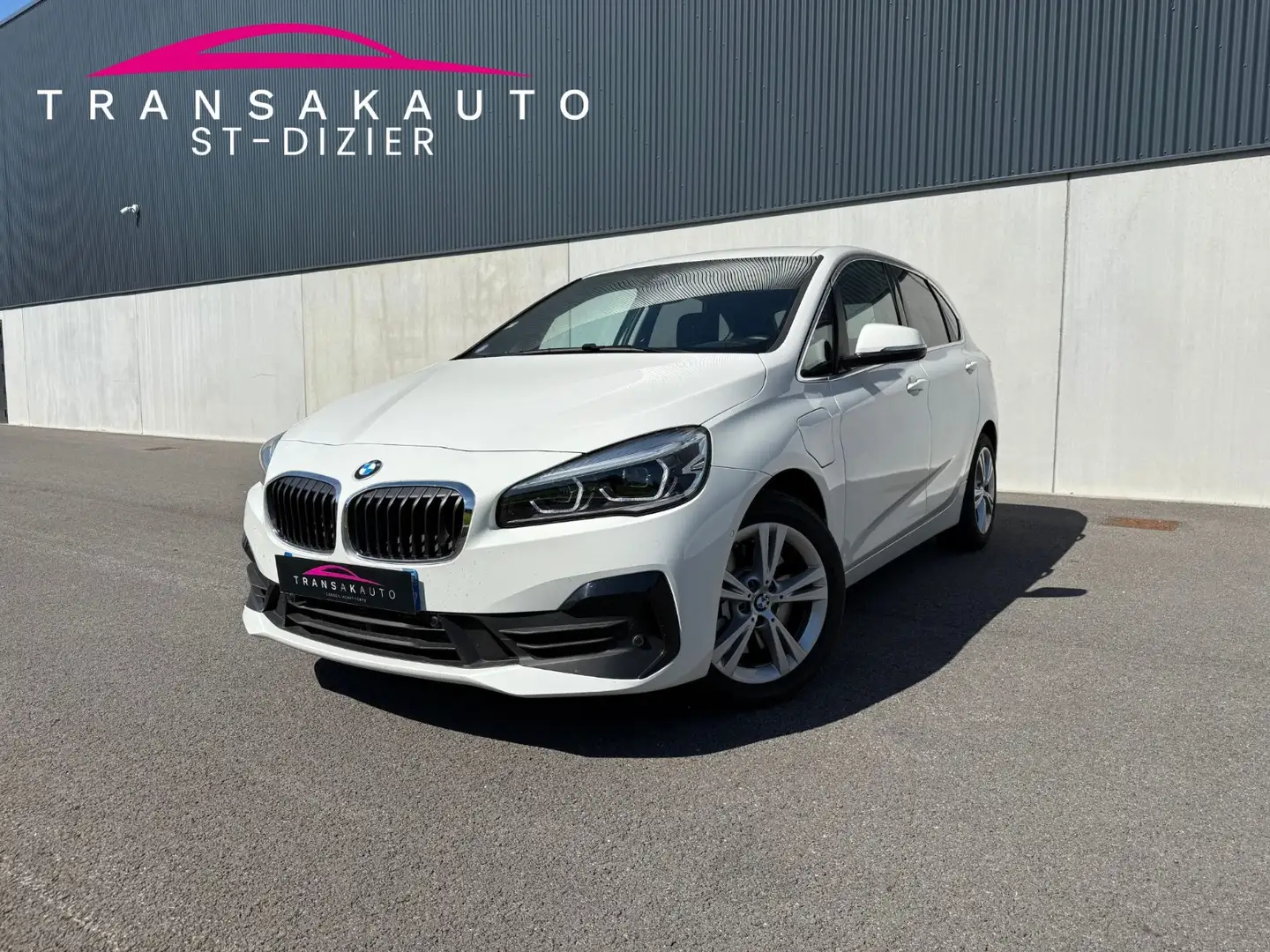 BMW 225 Active Tourer 225xe iPerformance 224 ch BVA6 Business Design Blanc - 1