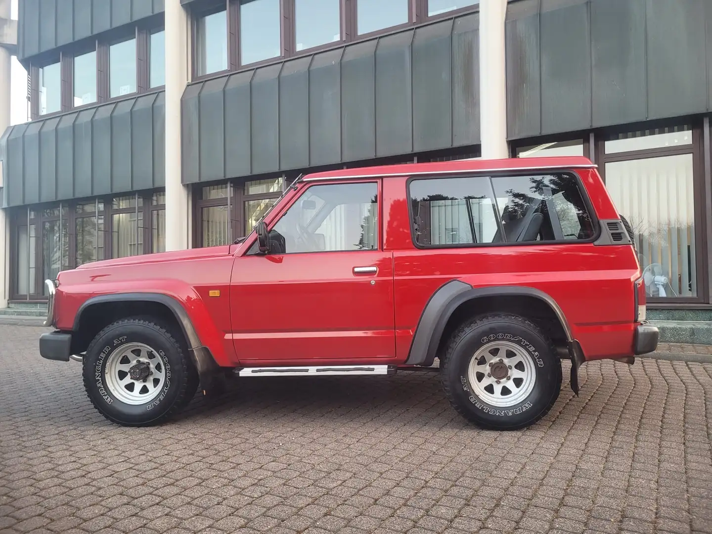 Nissan Patrol 2.8 Turbo D GR H-Zulassung-Nur 108 Tkm-3 Tür. Rot - 1
