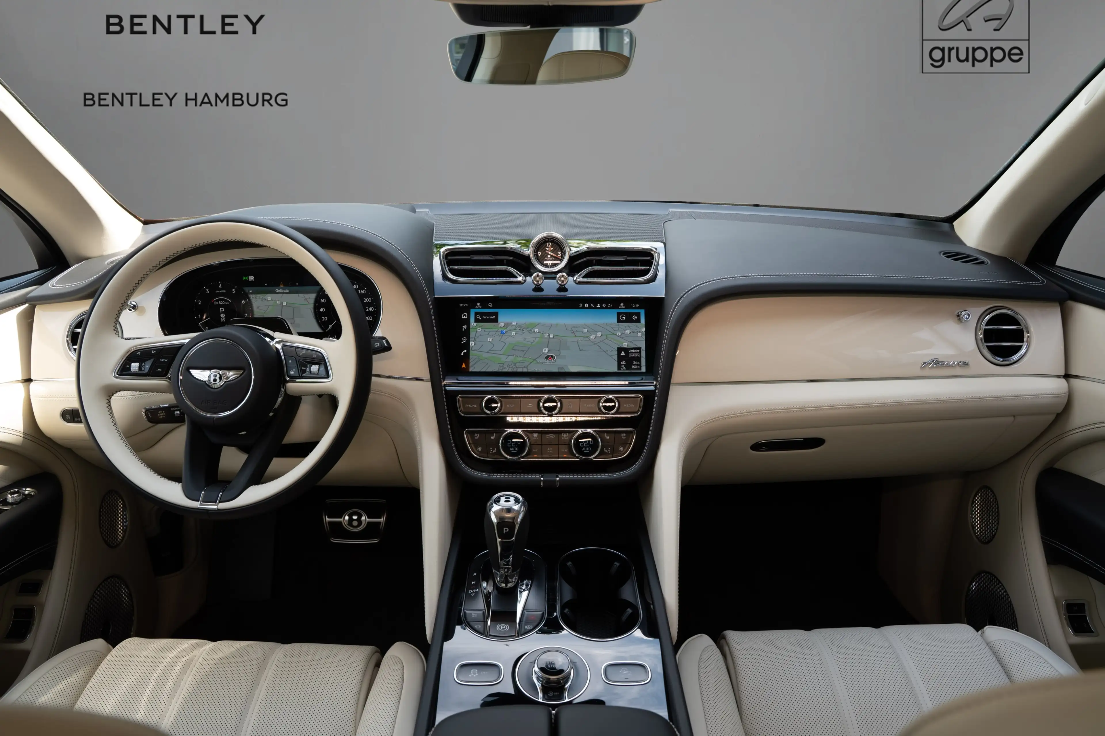 Bentley Bentayga V8 EWB Azure V8 *AirlineSeatSpec* — photo 10