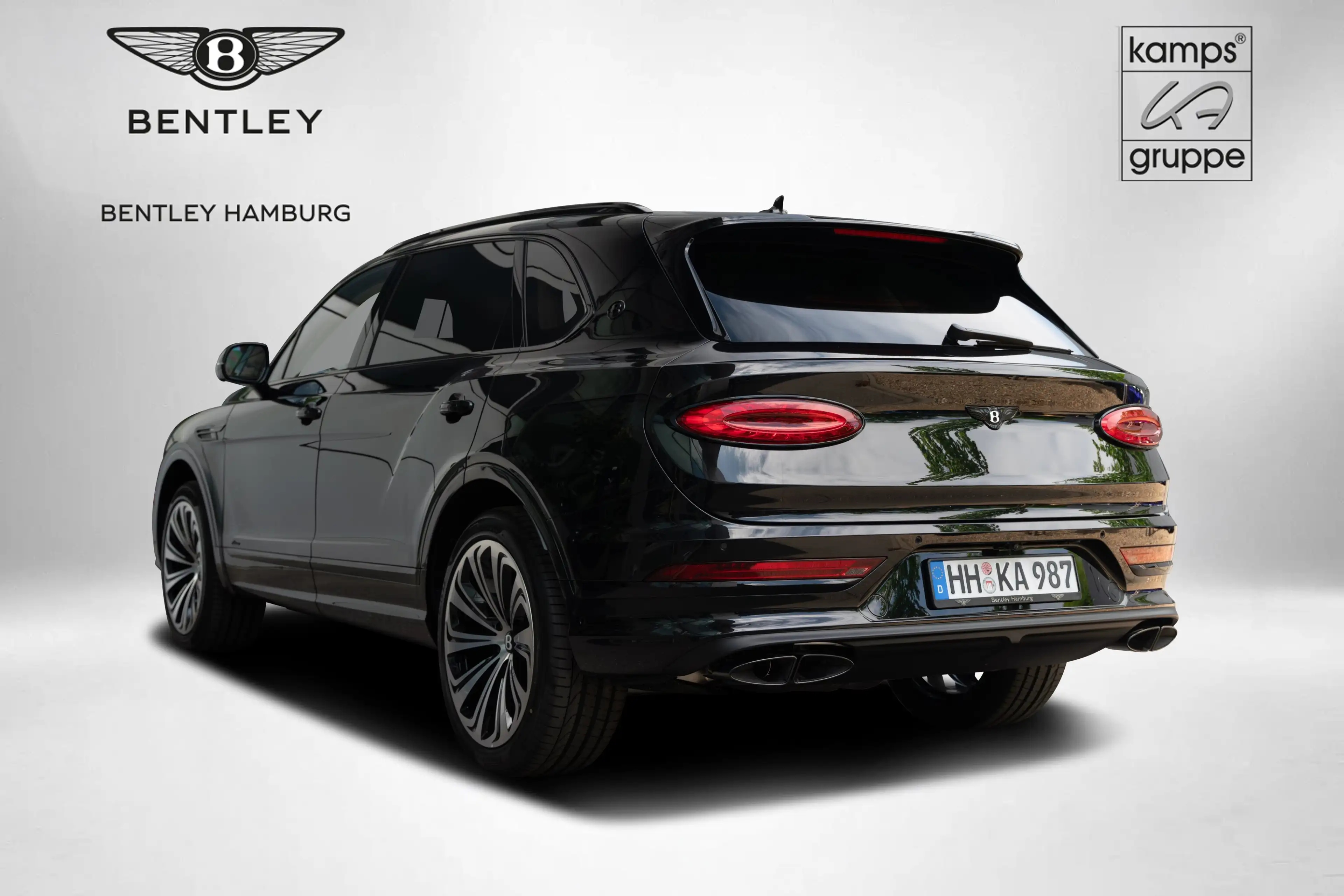 Bentley Bentayga V8 EWB Azure V8 *AirlineSeatSpec* — photo 5