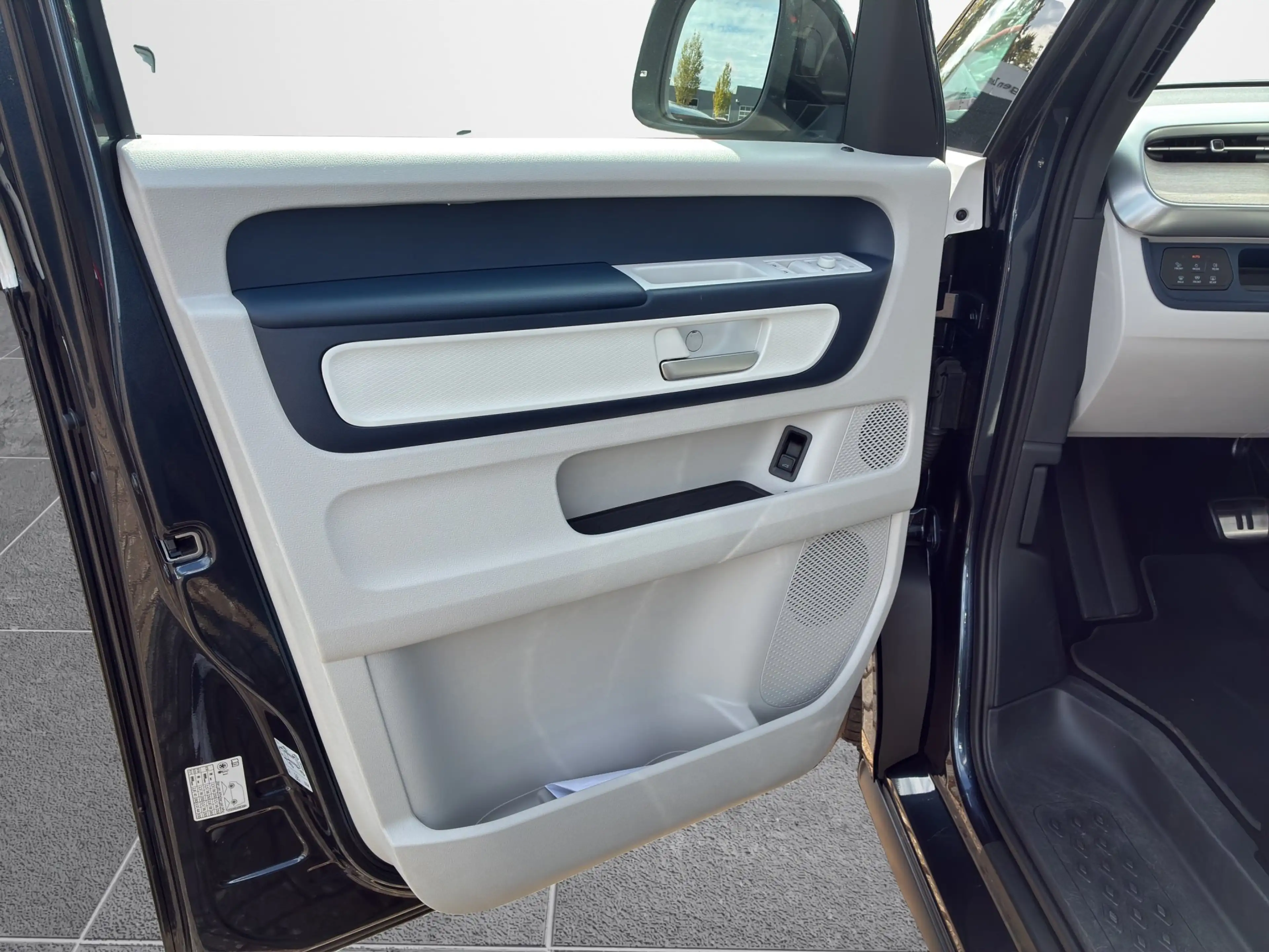 Volkswagen ID. Buzz ID.Buzz CarPlay|360°|AHK|Matrix|LED|Massage|SHZ — photo 15