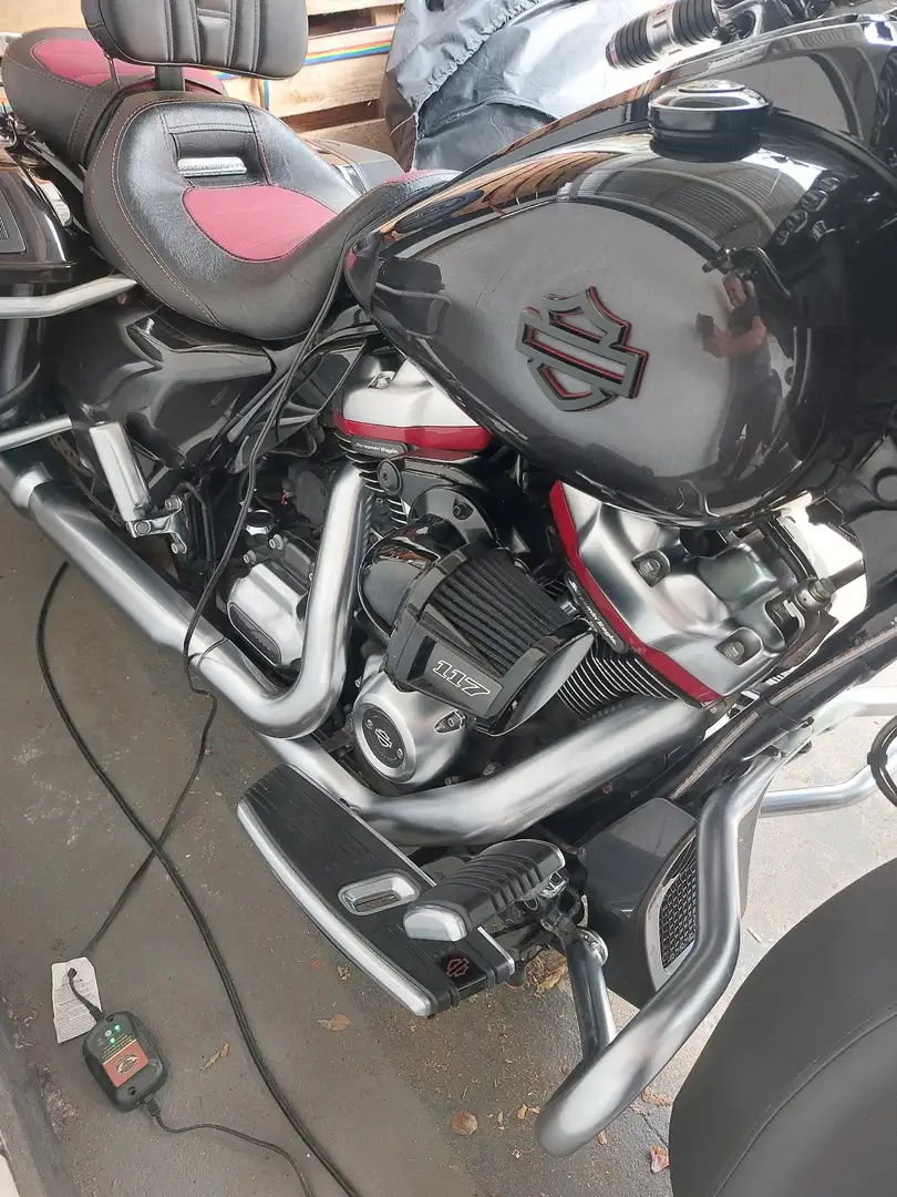 Harley-Davidson Street Glide CVO Barna - 2