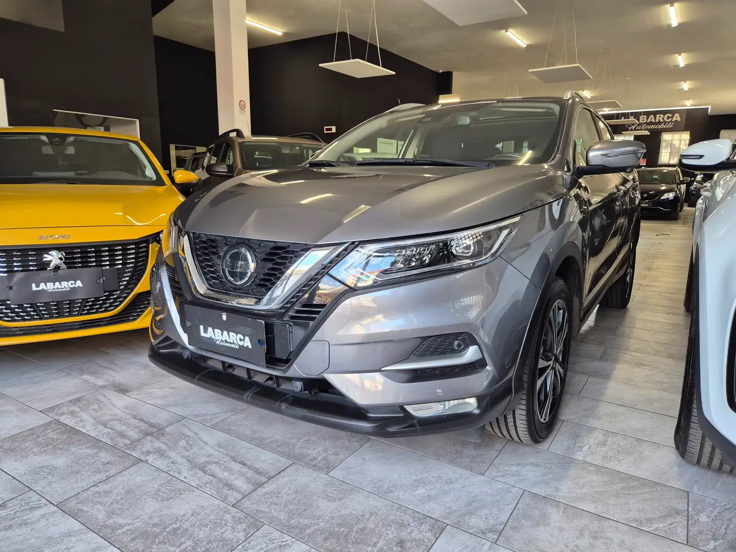 Nissan Qashqai Qashqai 1.5 dci N-connecta 115cv Grey - 2