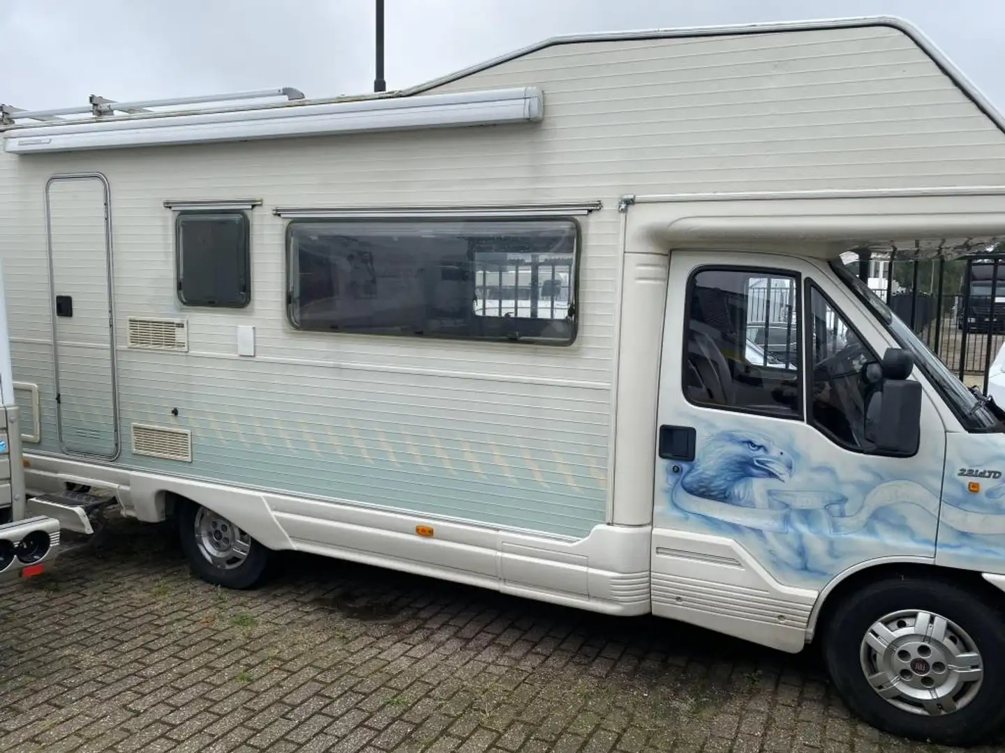 Riviera International 700 GT 6 pers met stapelbed - 2