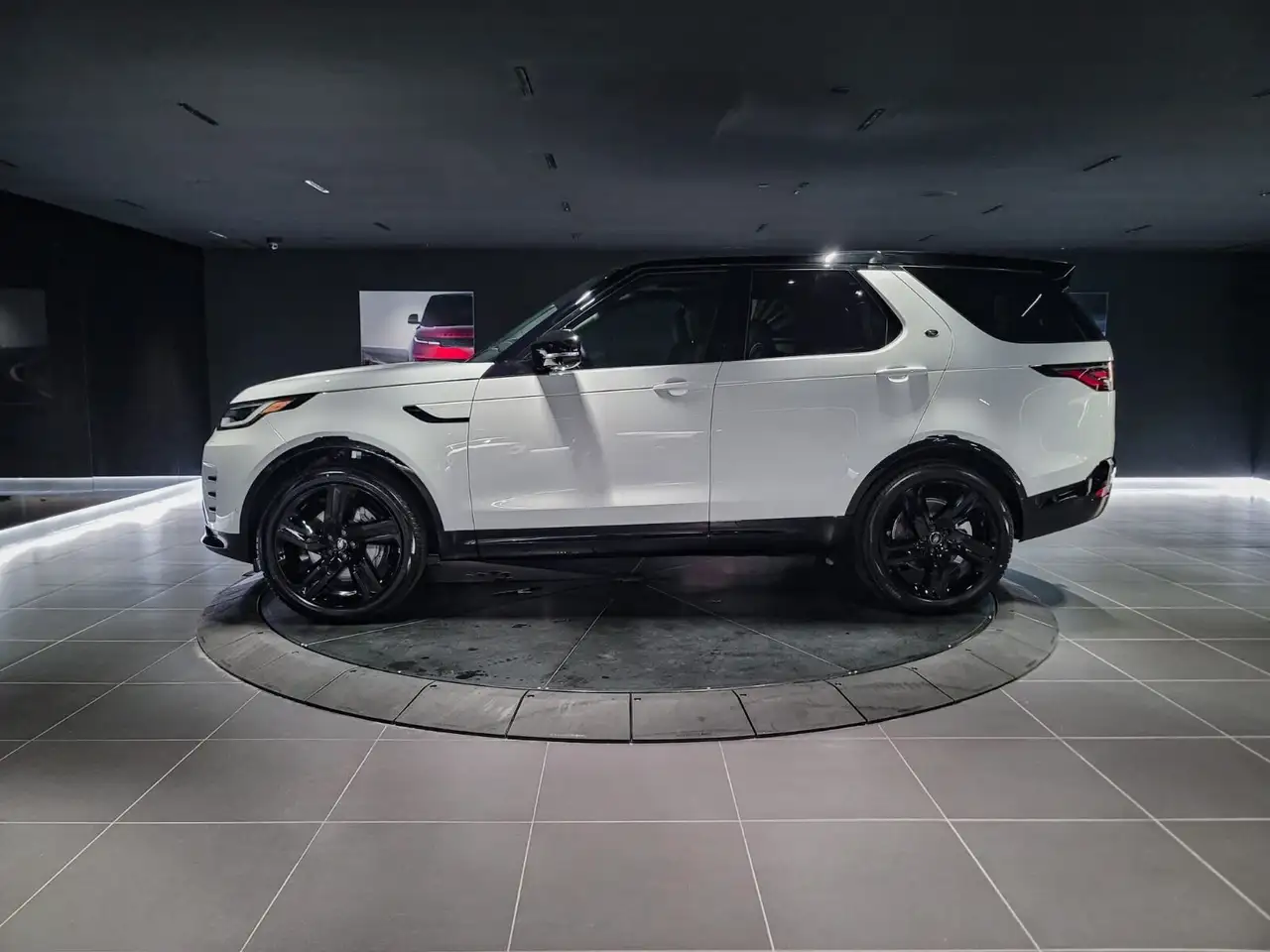 Land Rover Discovery снимка Land Rover Discovery