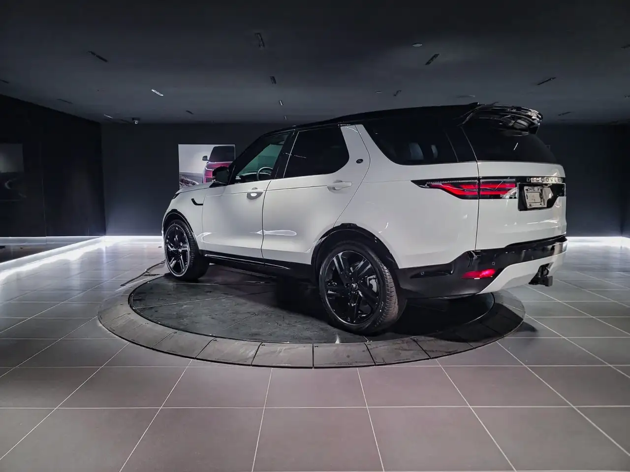 Land Rover Discovery снимка Land Rover Discovery