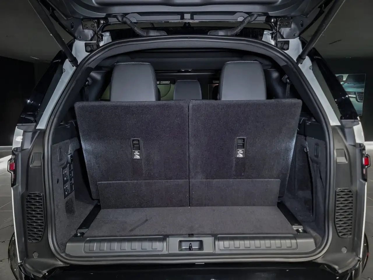 Land Rover Discovery снимка Land Rover Discovery