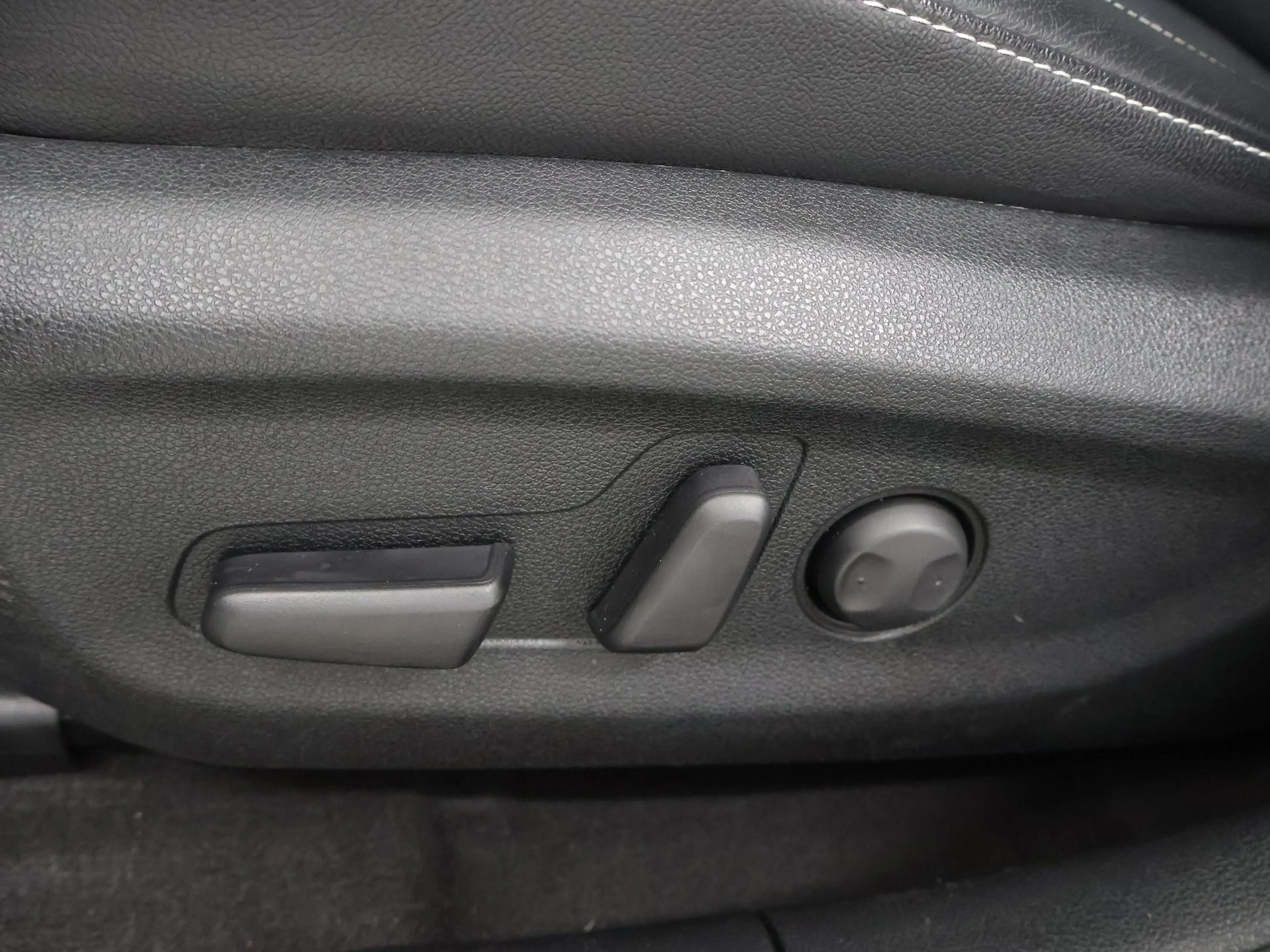 Kia e-Niro ExecutiveLine 64 kWh | SOH 97% | Schuif/Kanteldak — photo 14
