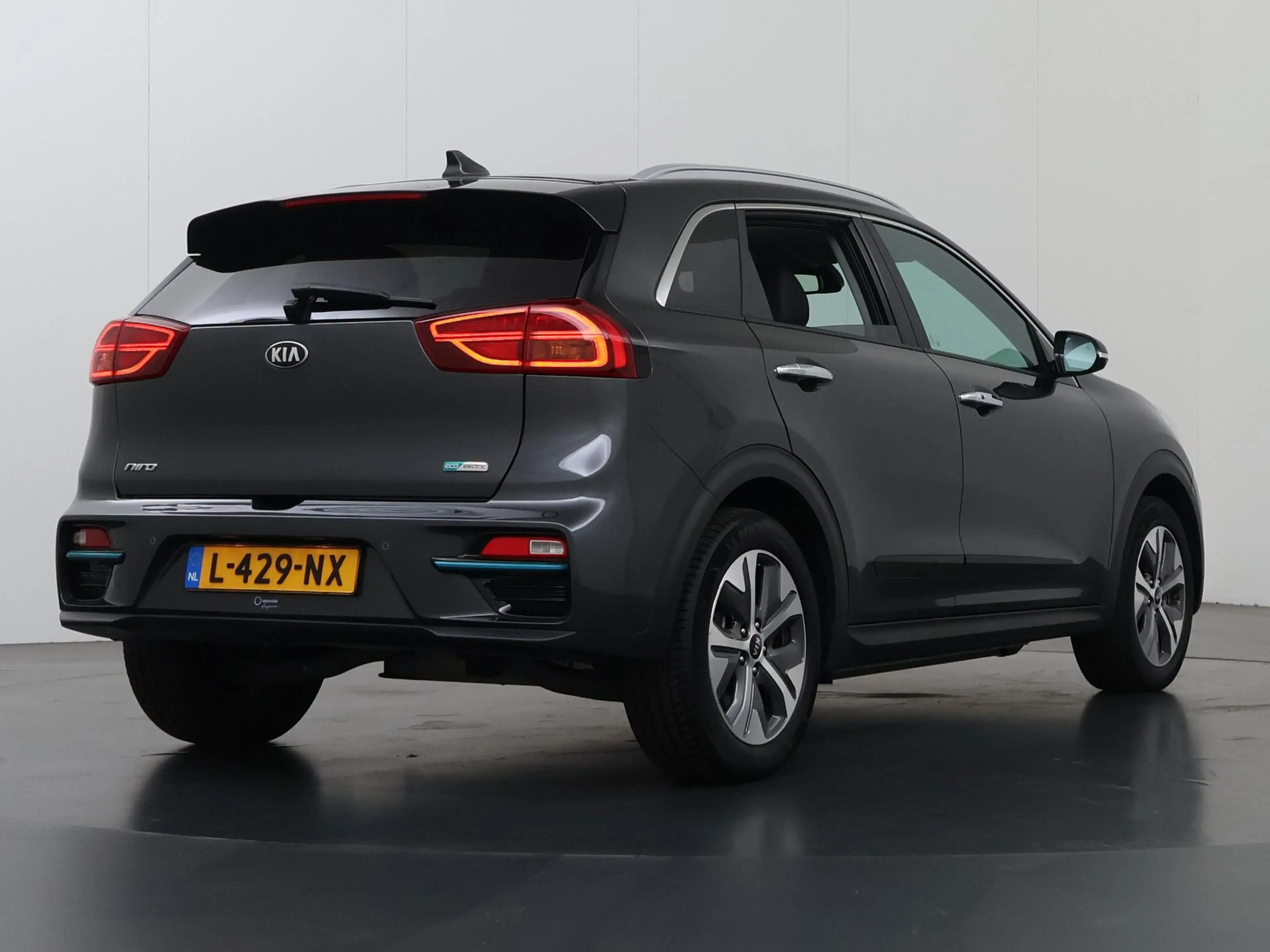 Kia e-Niro ExecutiveLine 64 kWh | SOH 97% | Schuif/Kanteldak — photo 2