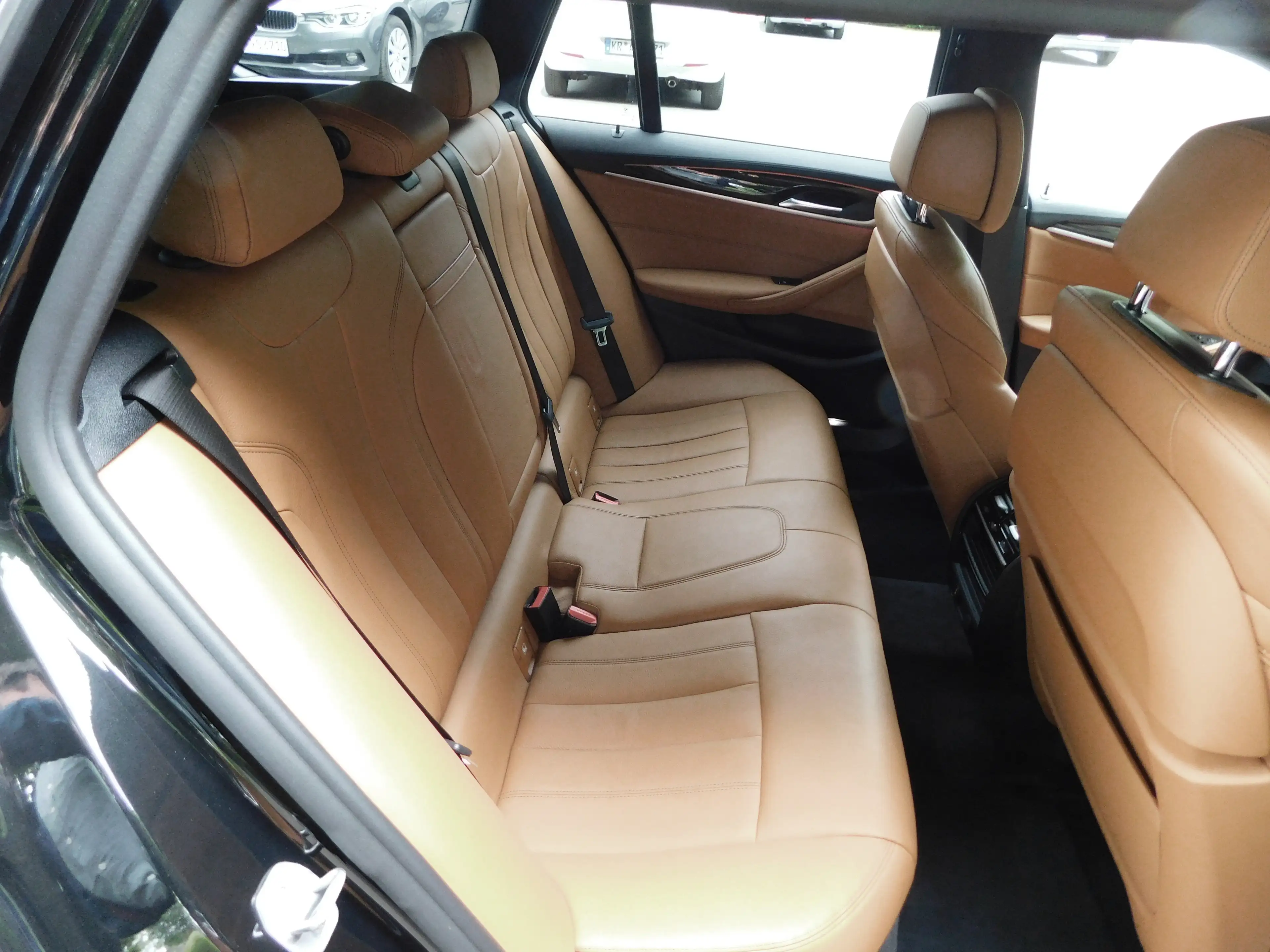 BMW 525 525 d Luxury Line — photo 11