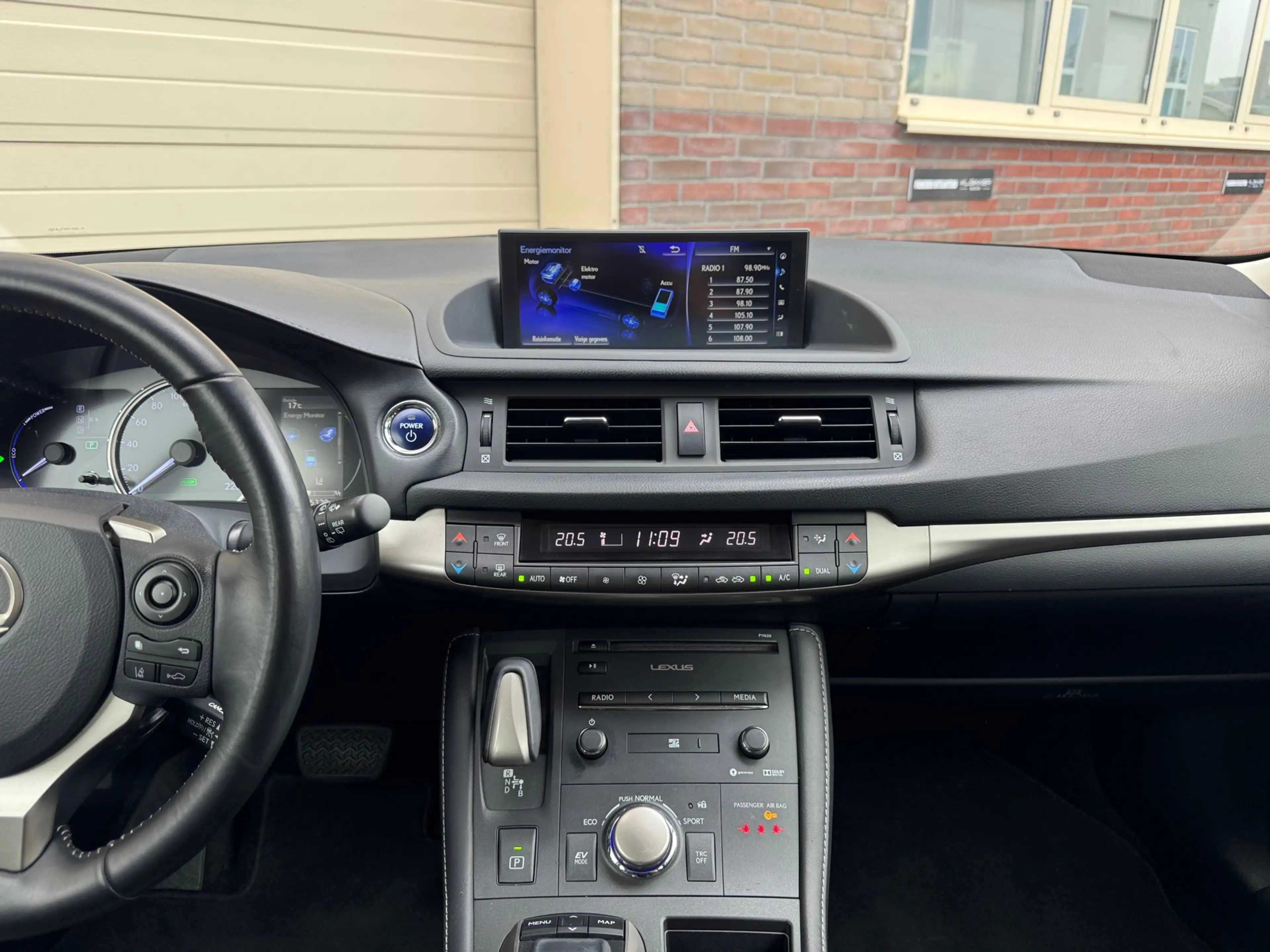 Lexus CT 200h Business Launch Edition ORIG NL|2E EIG|12 MND Gara — photo 12