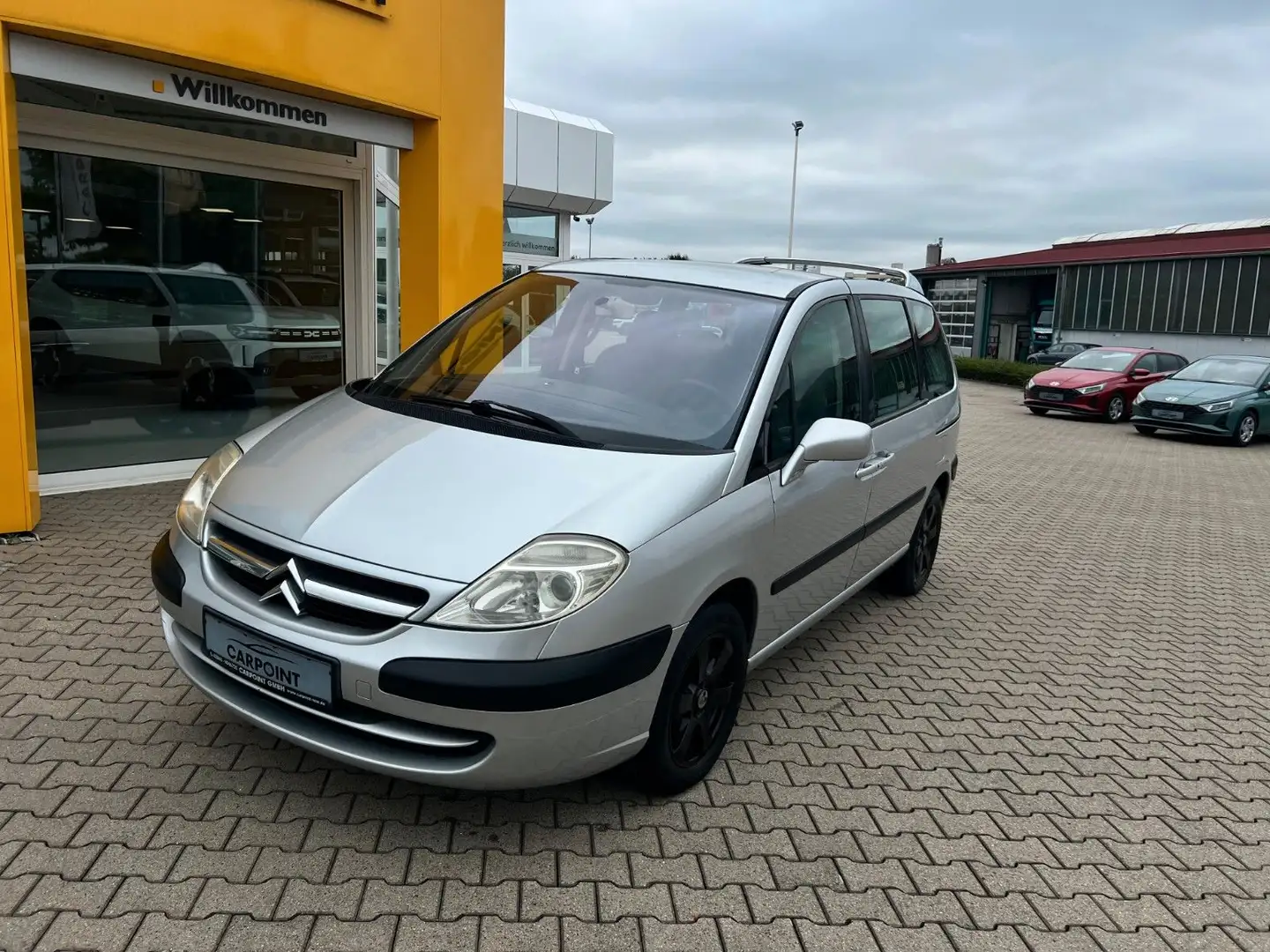 Citroen C8 2.0 16V Confort Klimaauto AHK 5-Sitzer Grijs - 1
