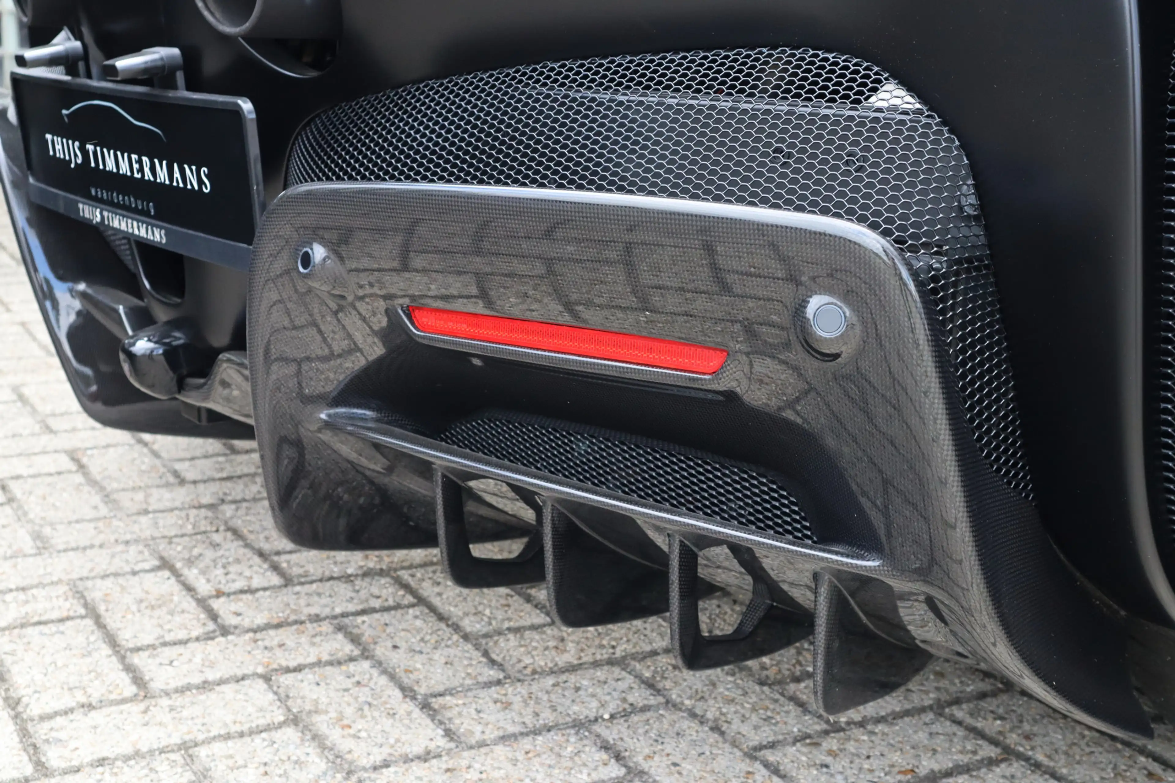 Ferrari SF90 Spider 4.0 V8 | Novitec-uitlaat, Carbon in/ex, Lift, Pass — photo 10
