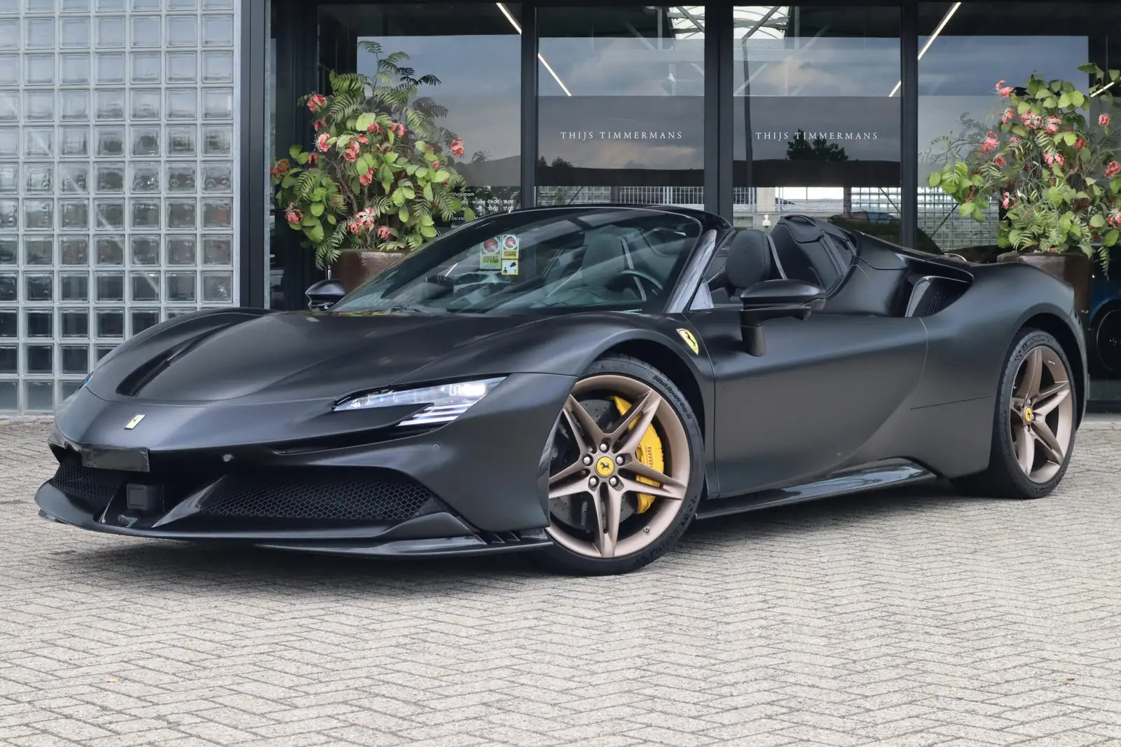 Ferrari 4.0 V8 | Novitec-uitlaat, Carbon in/ex, Lift, Pass
