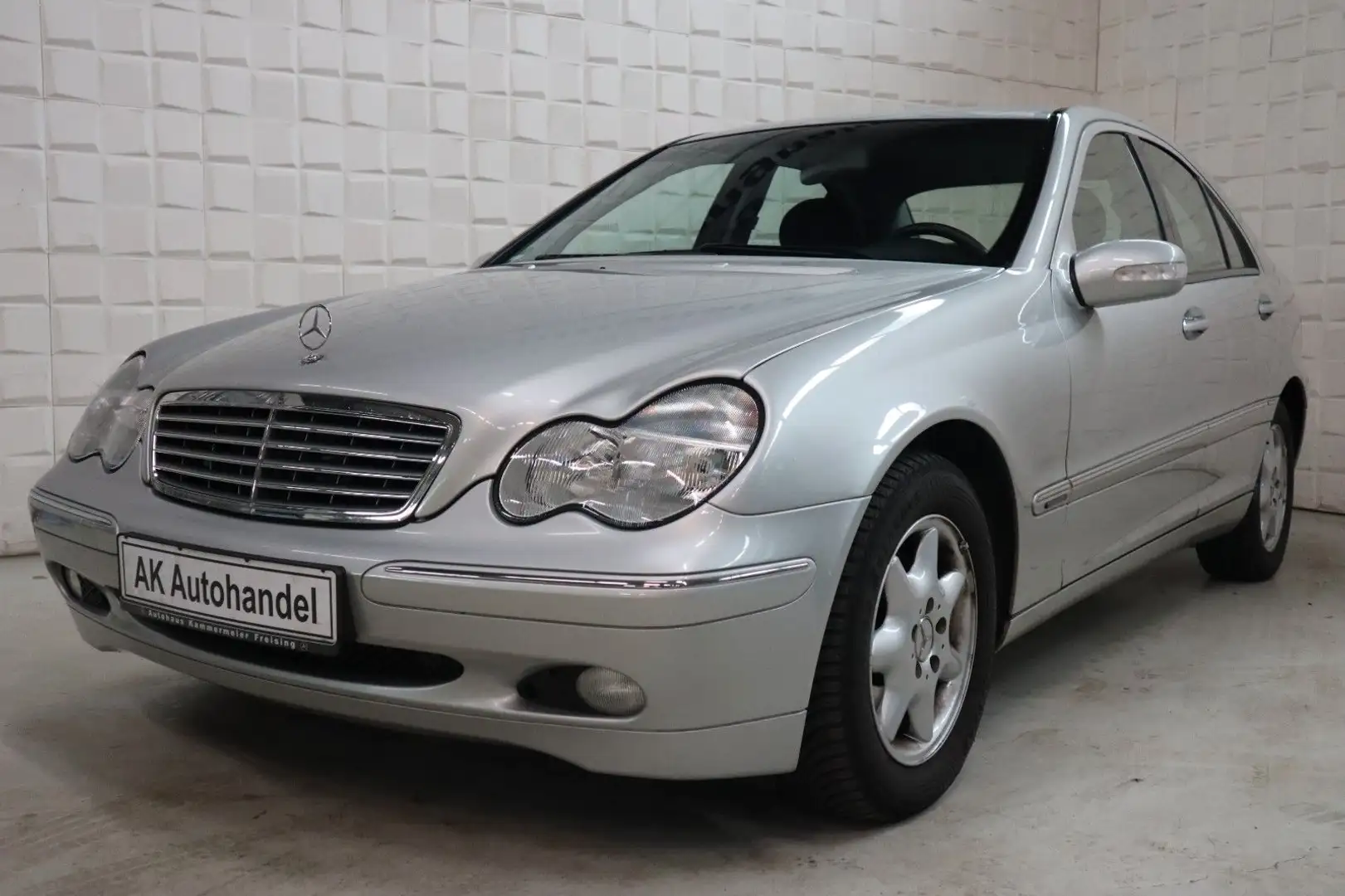 Mercedes-Benz C 180 Kompressor, Elegance ,Klima,Automatik Zilver - 1
