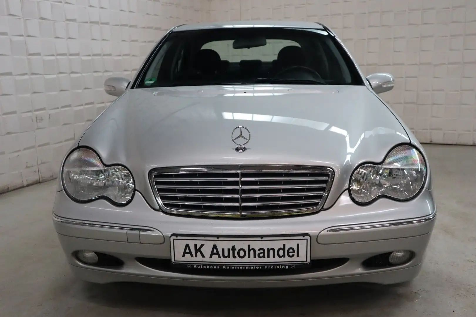 Mercedes-Benz C 180 Kompressor, Elegance ,Klima,Automatik Zilver - 2