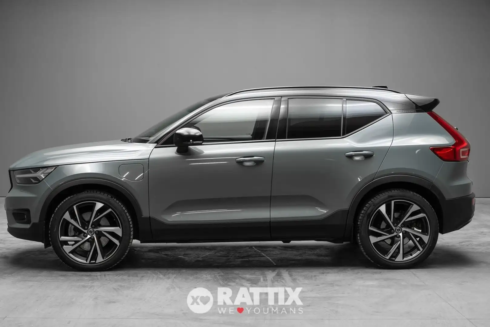Volvo XC40 1.5 Phev 179CV R-Design Auto + tetto apribile Grigio - 2