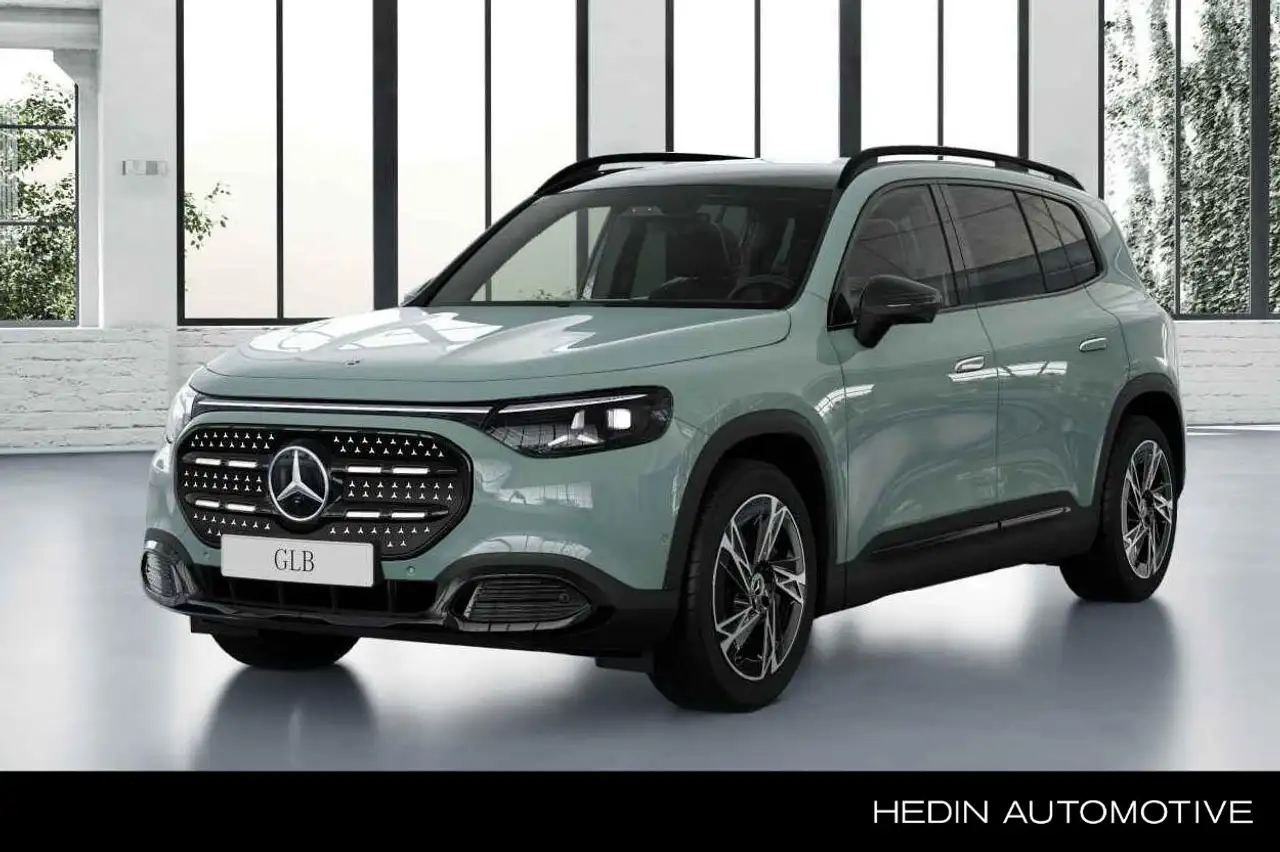 Mercedes-Benz GLB 2026