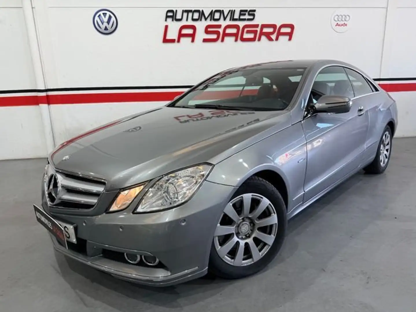 Mercedes-Benz E 200 CDI Avantgarde Line Gris - 1