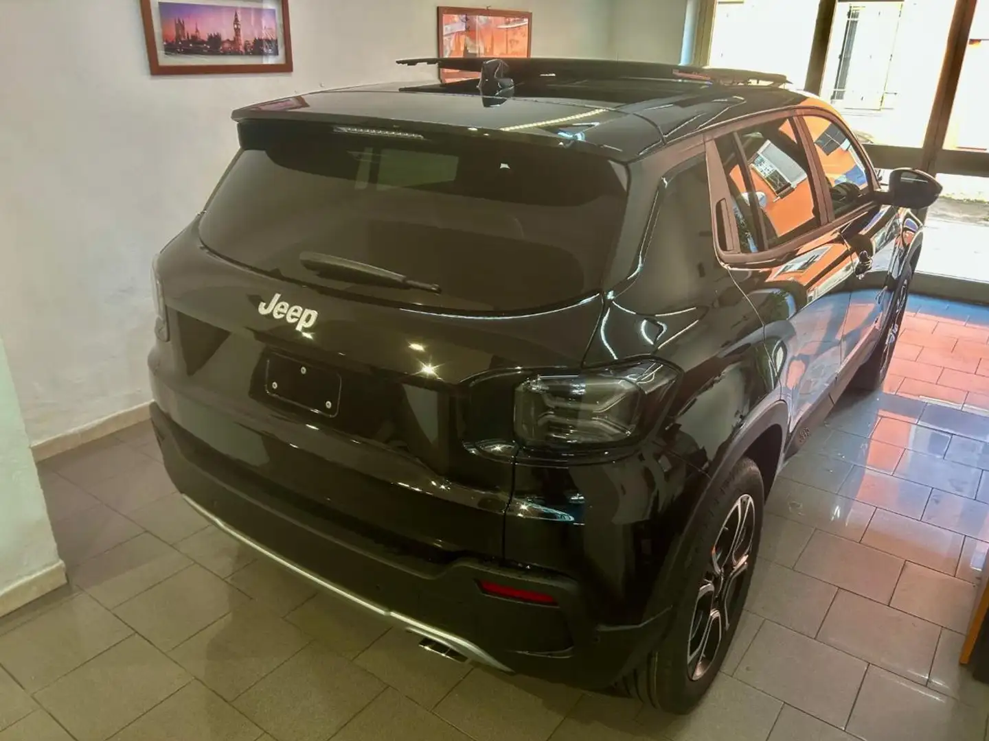 Jeep Avenger 1.2 Turbo MHEV Summit Tetto Apribile & Infotainm Gris - 2