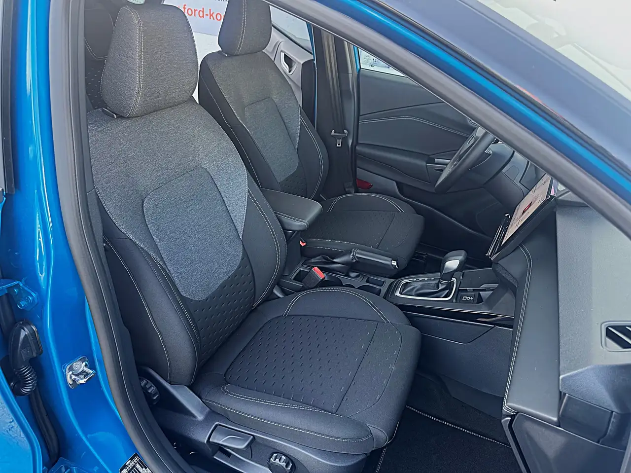 Ford Puma Titanium mHEV Automatik (viele Extras) 10