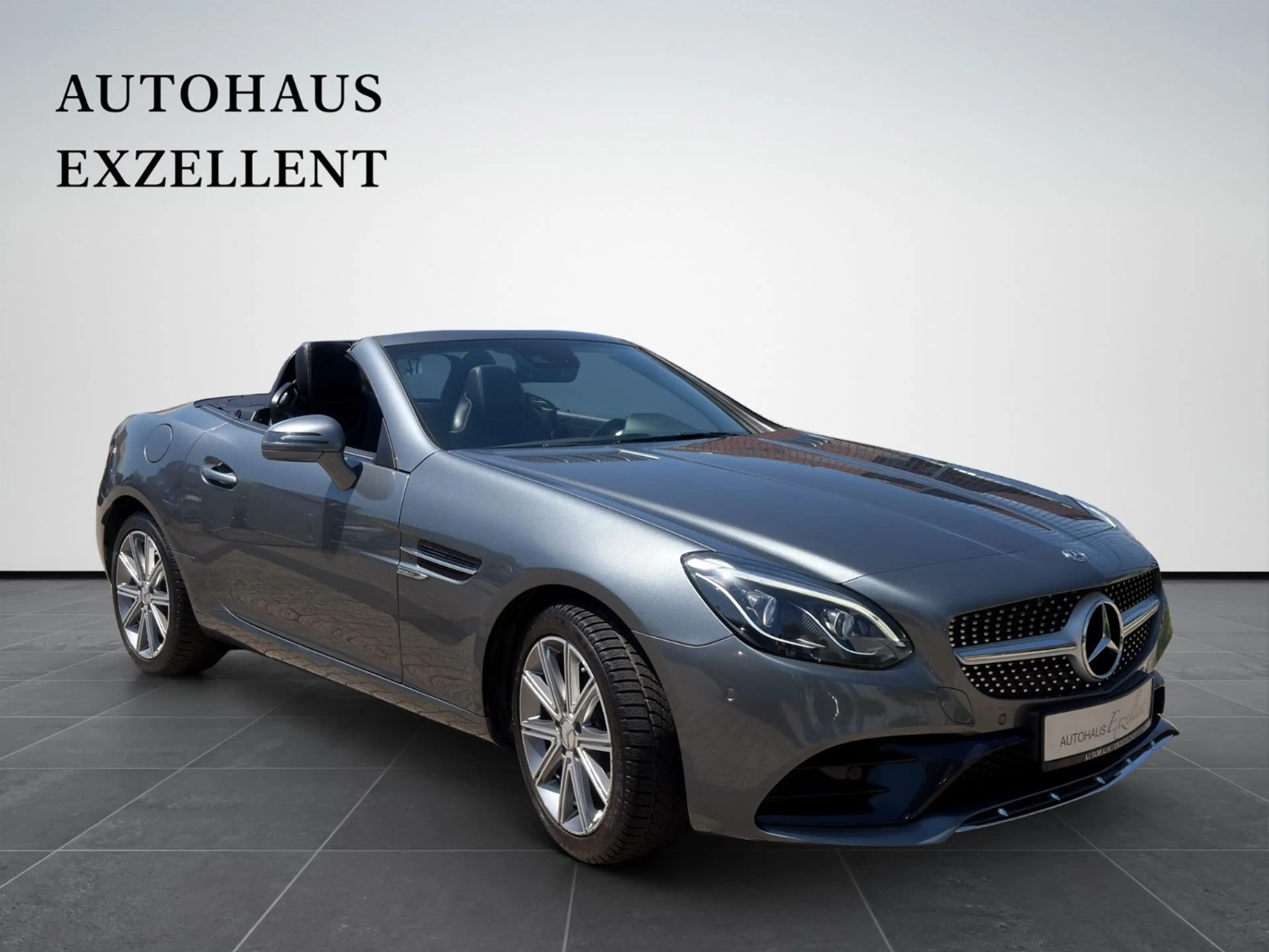 Mercedes-Benz SLC 180 AMG Line*LED*LEDER*NAVI*PDC*ALU*PANO* — photo 2