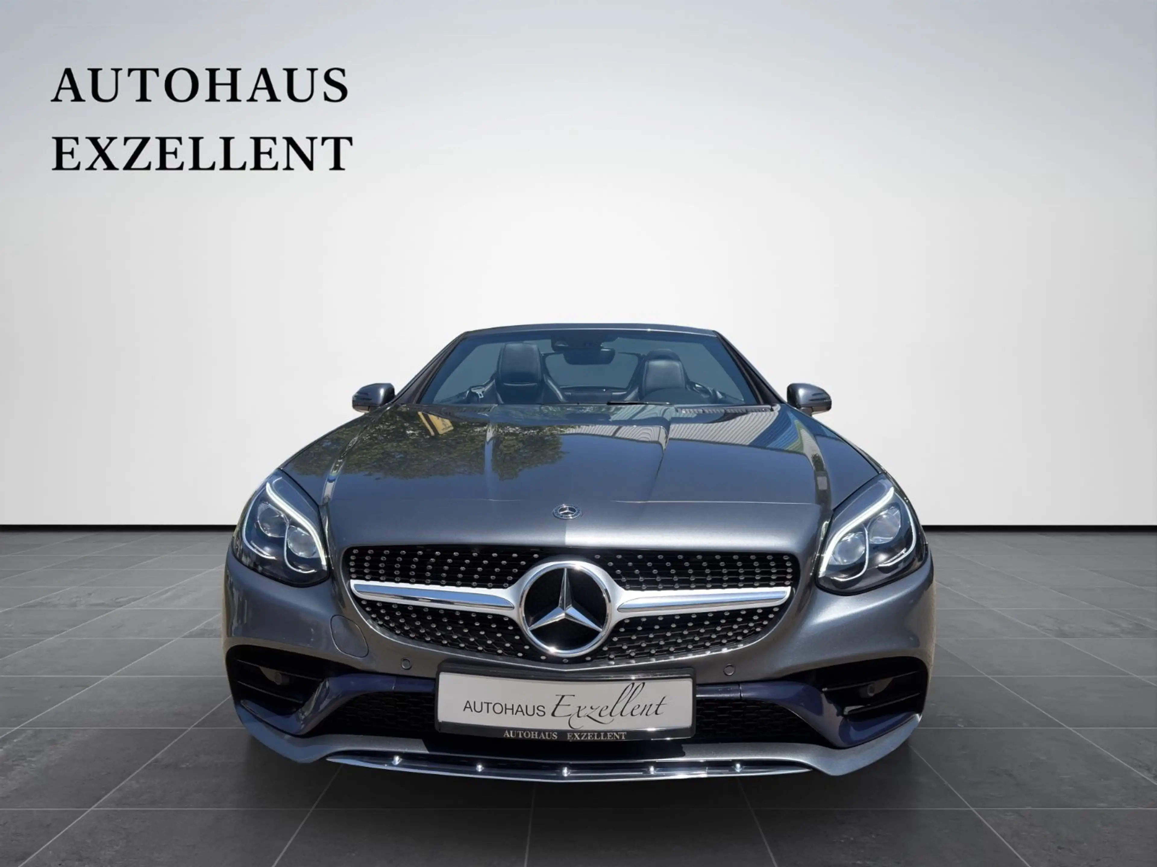 Mercedes-Benz SLC 180 AMG Line*LED*LEDER*NAVI*PDC*ALU*PANO* — photo 9
