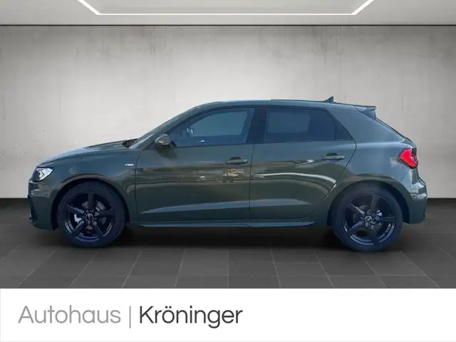 Audi A1 view 3